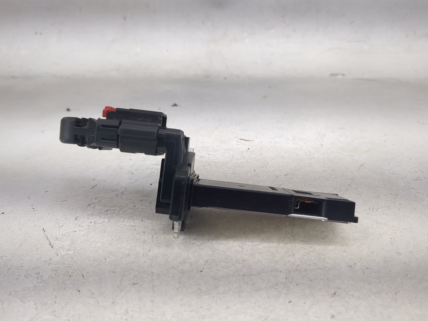 2017-2019 Buick Lacrosse Mass Air Flow Meter Maf 1488675 - Oemusedautoparts1.com