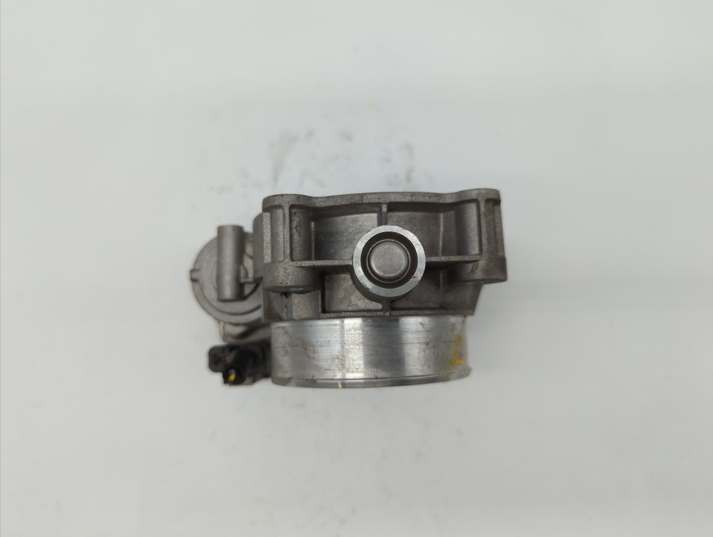 2017-2019 Buick Lacrosse Throttle Body P/N:1267 1015 12671015 Fits Fits 2017 2018 2019 OEM Used Auto Parts - Oemusedautopart