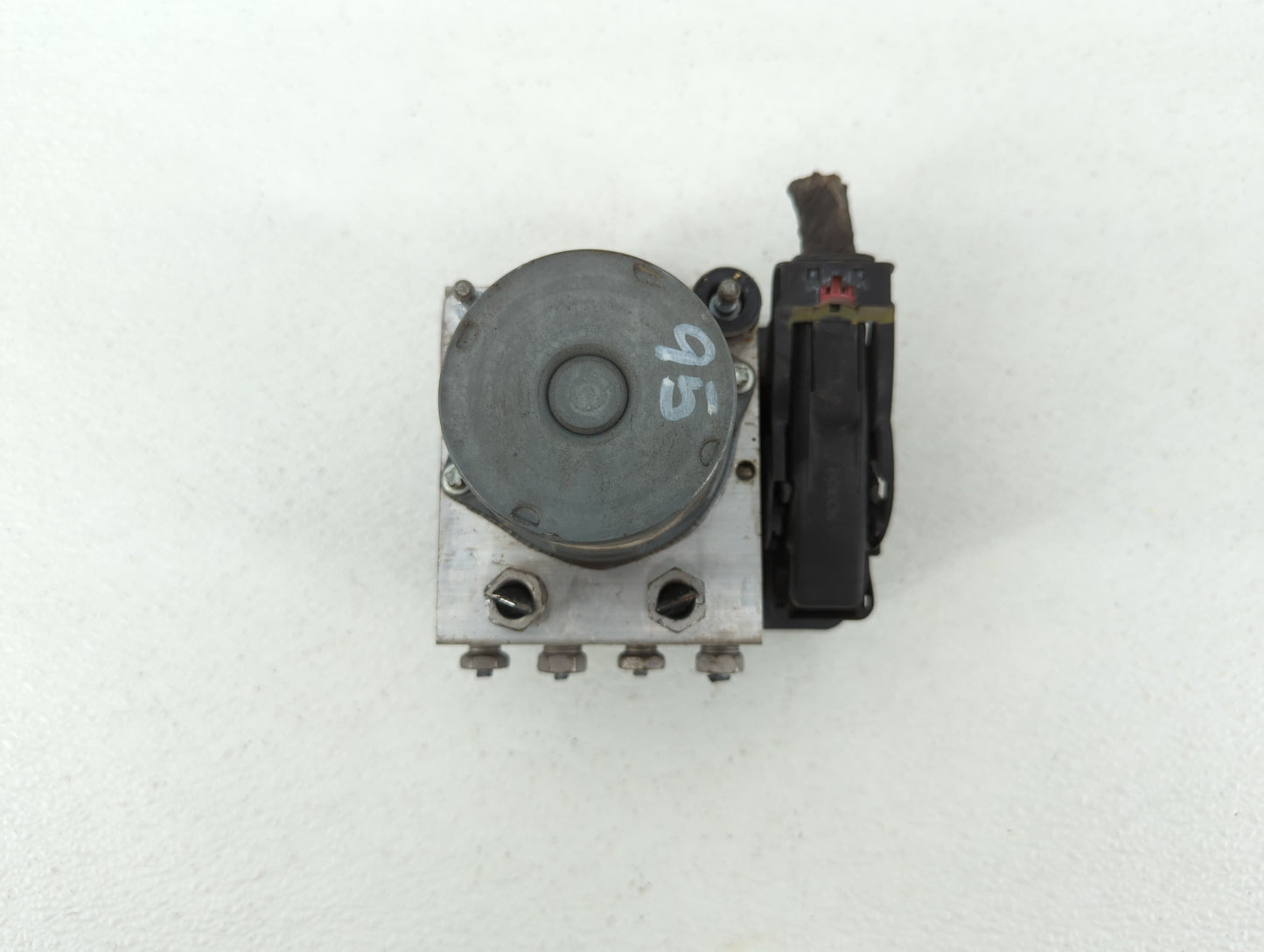 2017 Buick Lacrosse ABS Pump Control Module Replacement P/N:065055766 Fits OEM Used Auto Parts - Oemusedautoparts1.com