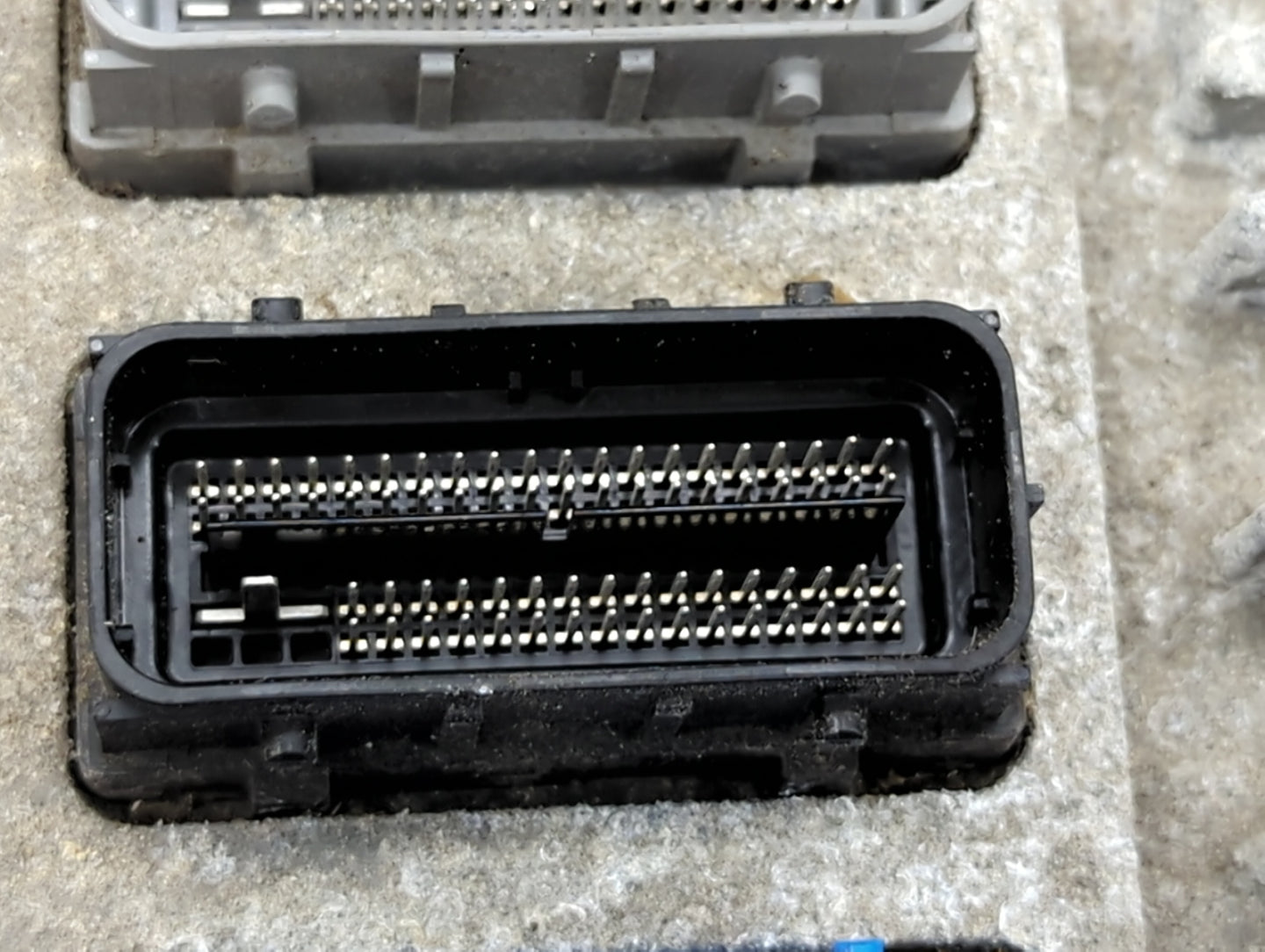 2017 Buick Lacrosse PCM Engine Control Computer ECU ECM PCU OEM P/N:12679179 Fits Fits 2016 OEM Used Auto Parts - Oemusedaut