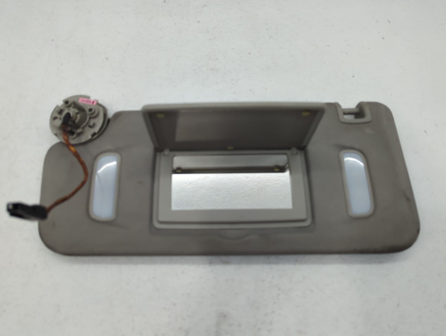 2017 Buick Lacrosse Sun Visor Shade Replacement Driver Left Mirror Fits OEM Used Auto Parts - Oemusedautoparts1.com