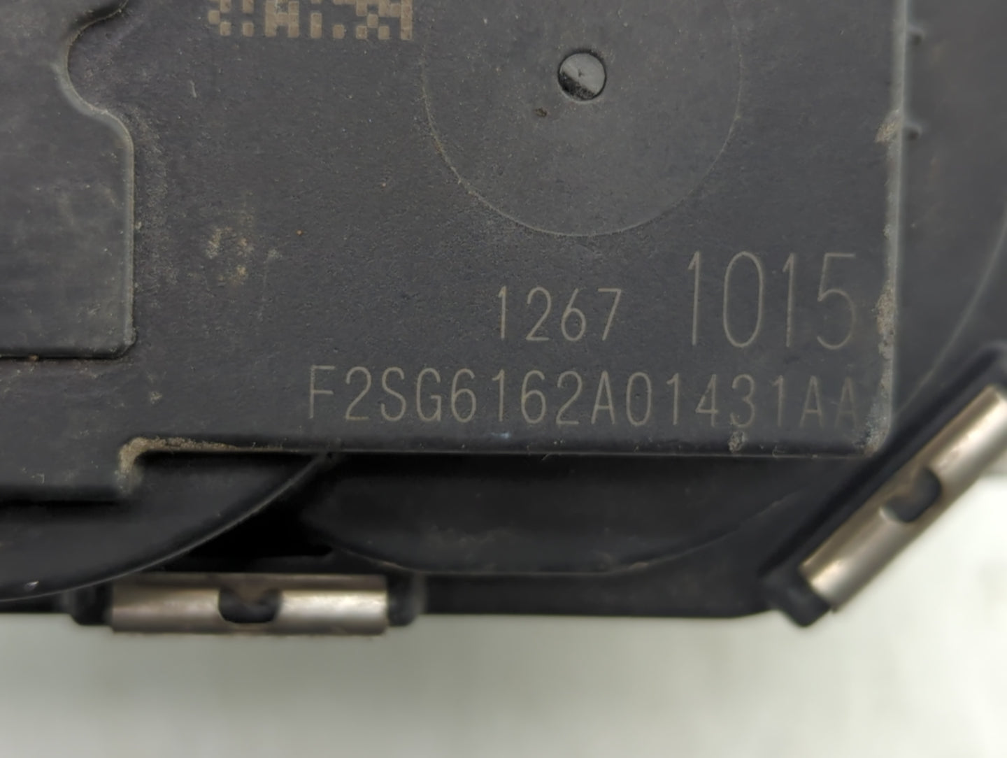 2017-2019 Buick Lacrosse Throttle Body P/N:12671015 Fits Fits 2017 2018 2019 OEM Used Auto Parts - Oemusedautoparts1.com