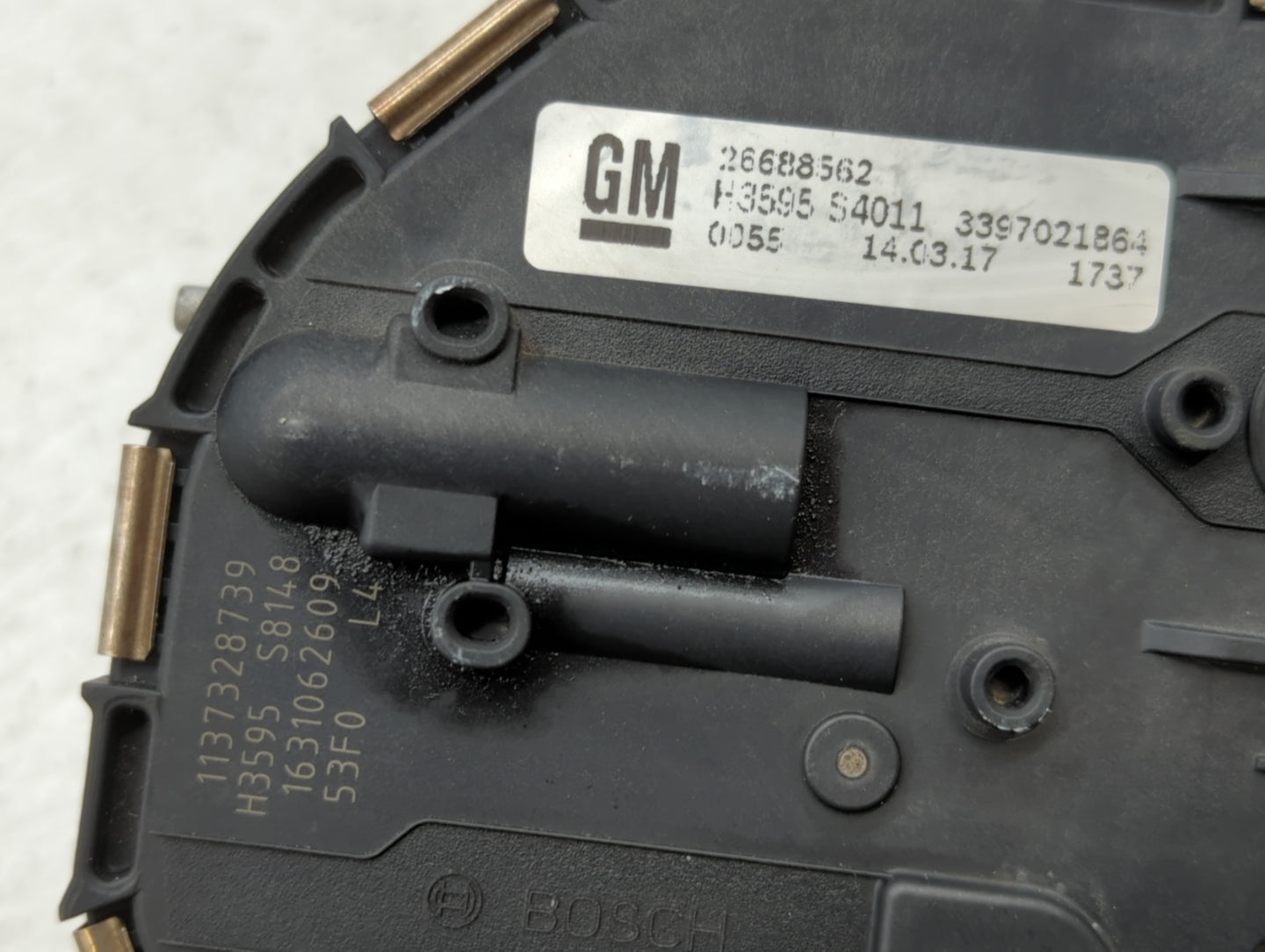 2017-2019 Buick Lacrosse Front Windshield Wiper Motor P/N:1 397 220 956 Fits Fits 2017 2018 2019 OEM Used Auto Parts - Oemus