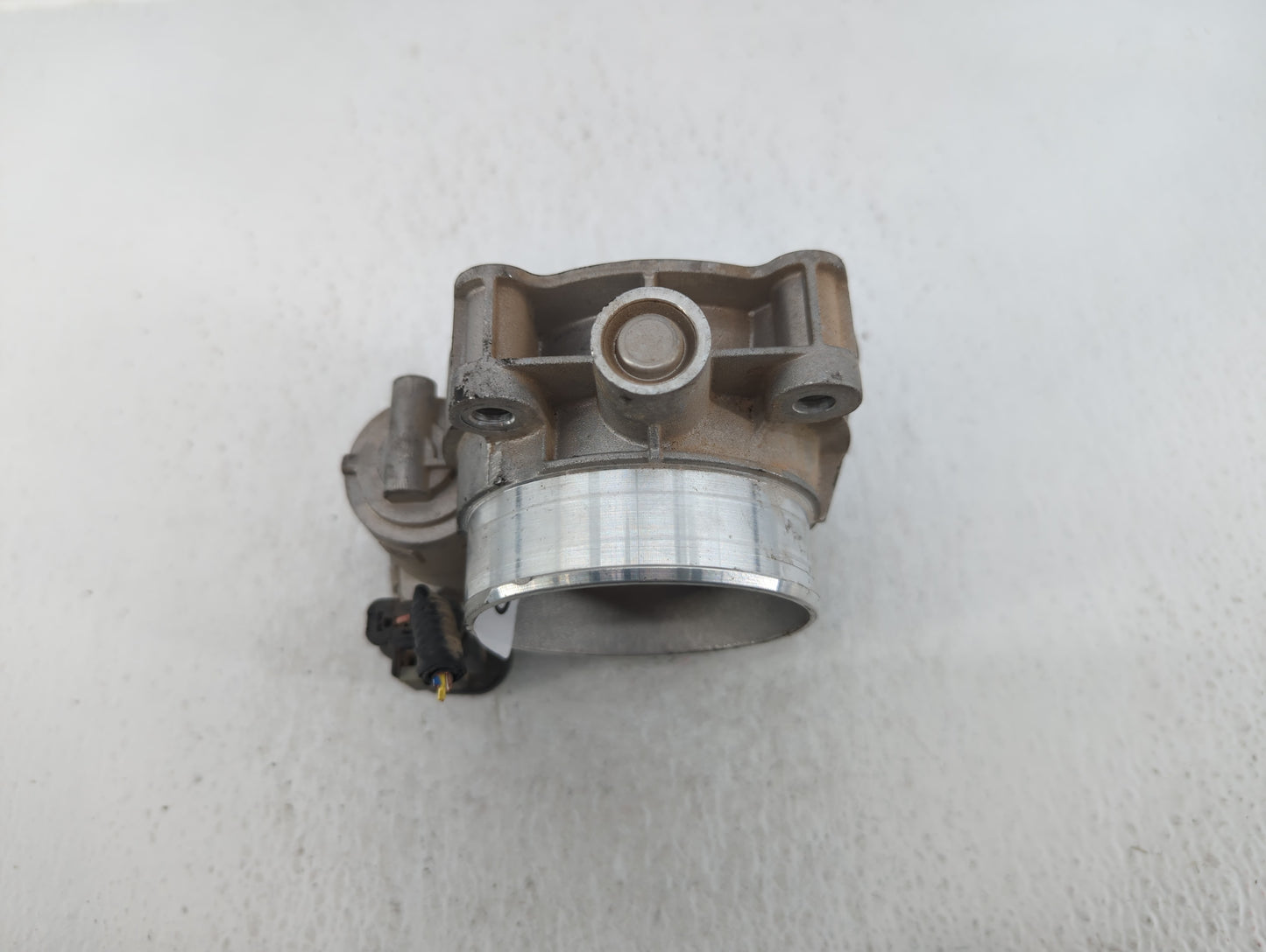 2017-2019 Buick Lacrosse Throttle Body P/N:12671015 Fits Fits 2017 2018 2019 OEM Used Auto Parts - Oemusedautoparts1.com