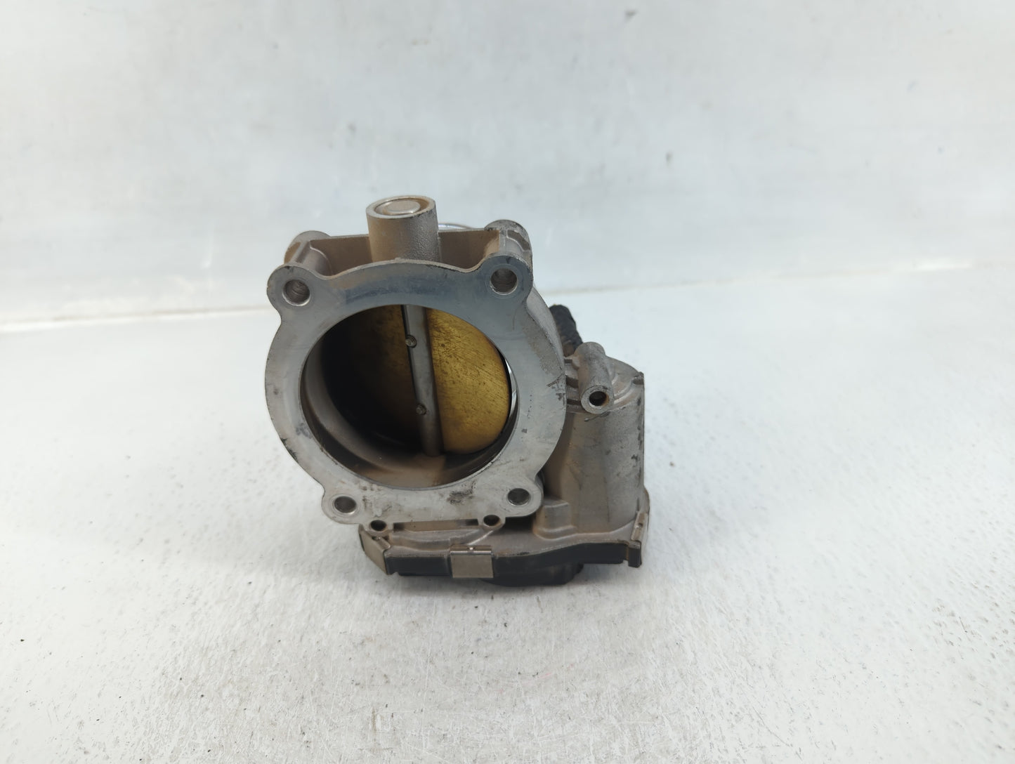 2017-2019 Buick Lacrosse Throttle Body P/N:12671015 Fits Fits 2017 2018 2019 OEM Used Auto Parts - Oemusedautoparts1.com