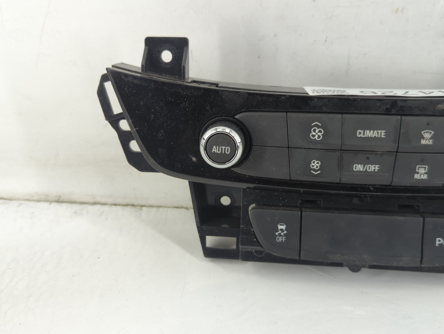 2017 Buick Lacrosse Climate Control Module Temperature AC/Heater Replacement P/N:84138219 Fits OEM Used Auto Parts - Oemused