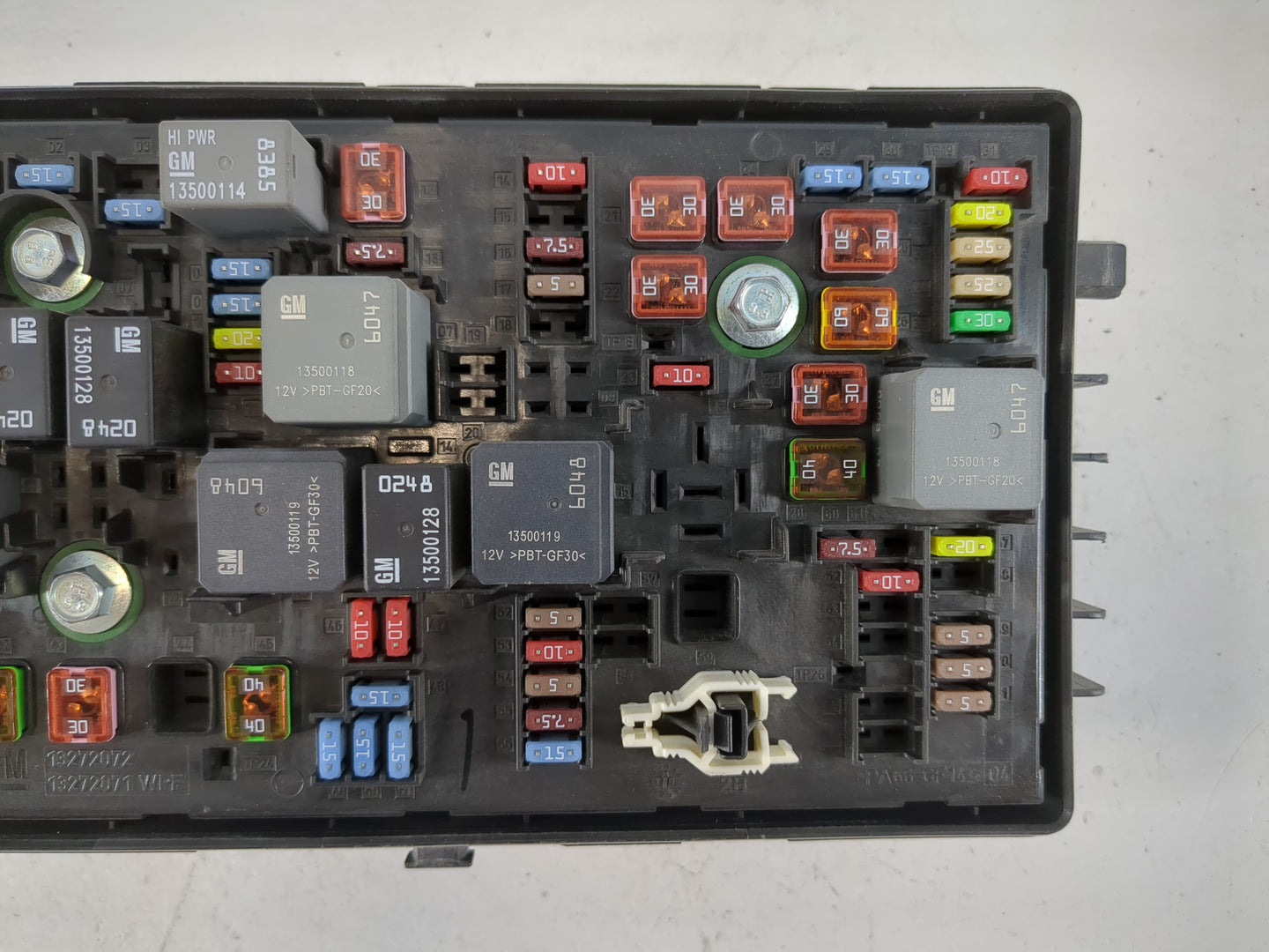 2014-2017 Buick Regal Fusebox Fuse Box Panel Relay Module P/N:23126639 Fits Fits 2014 2015 2016 2017 OEM Used Auto Parts - O