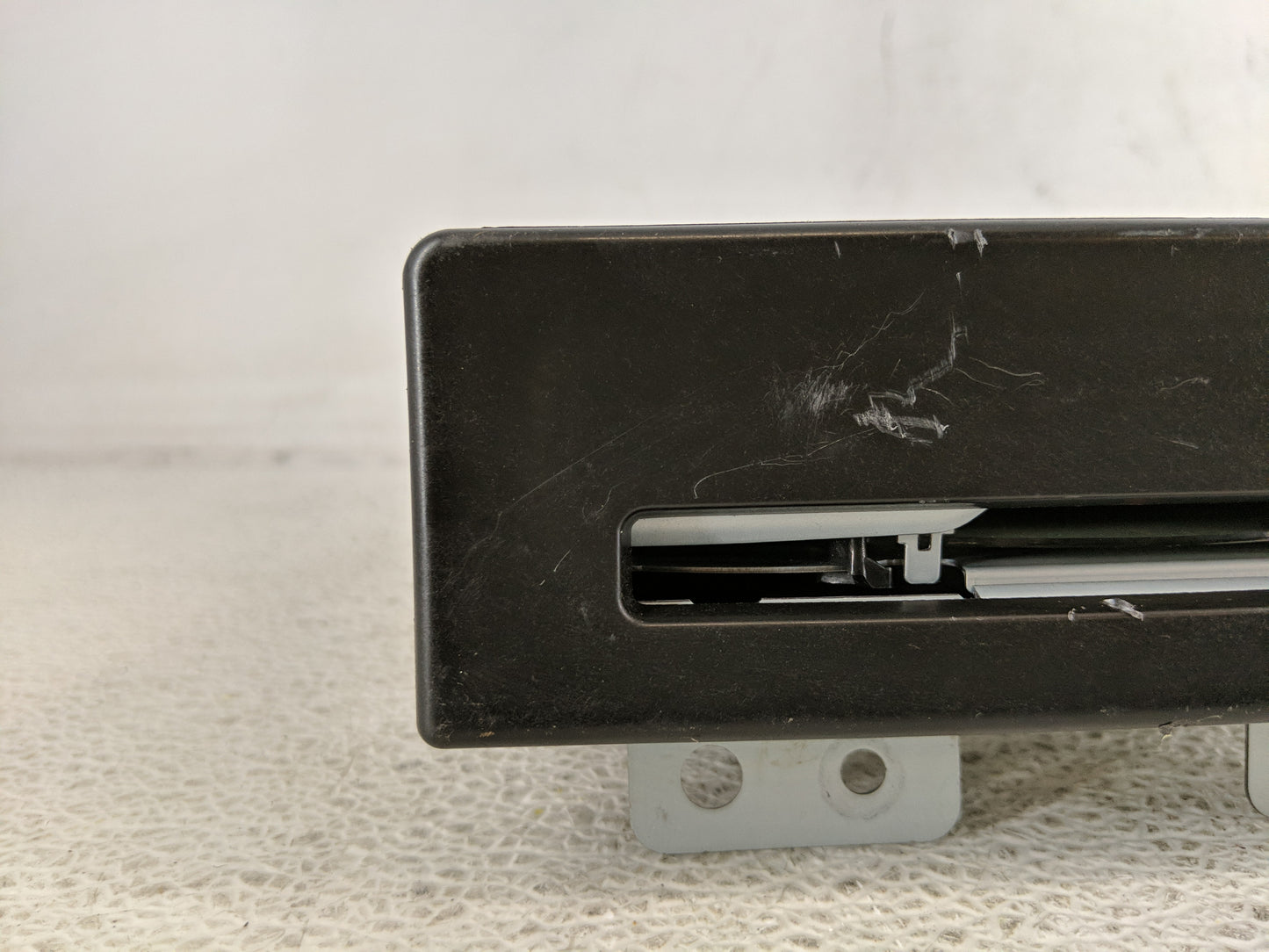 2015-2017 Buick Regal Radio AM FM Cd Player Receiver Replacement P/N:1359 4480 Fits Fits 2015 2016 2017 2018 2019 2020 OEM U