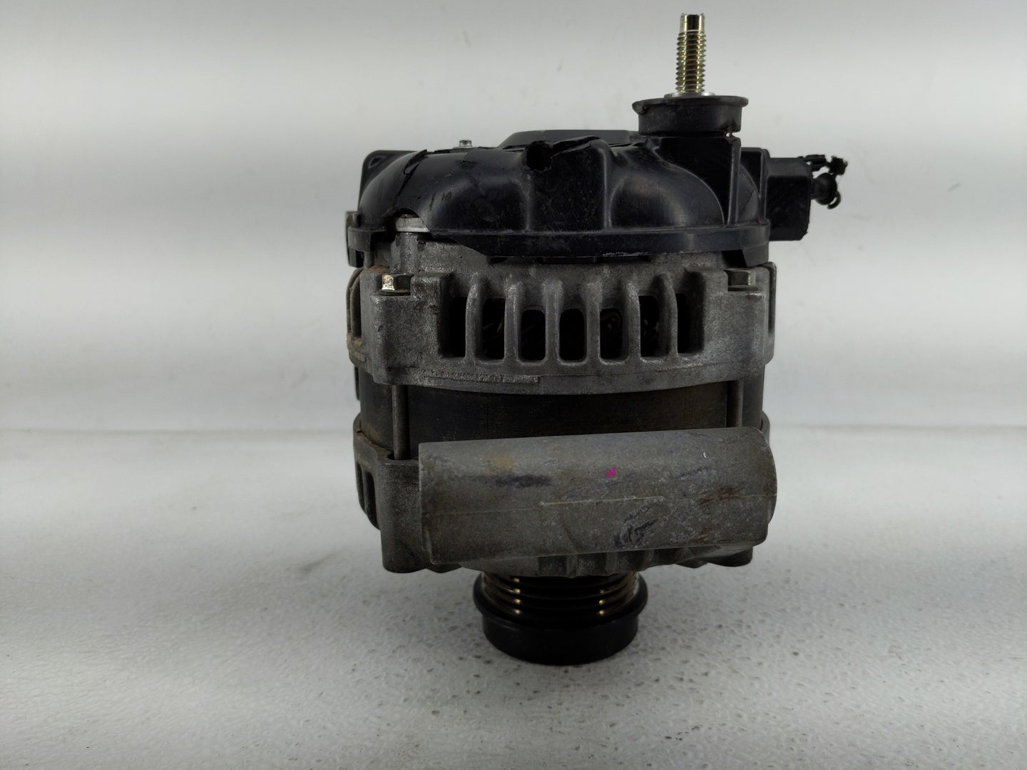 2014-2017 Buick Regal Alternator Replacement Generator Charging Assembly Engine OEM P/N:13592810 Fits OEM Used Auto Parts - 