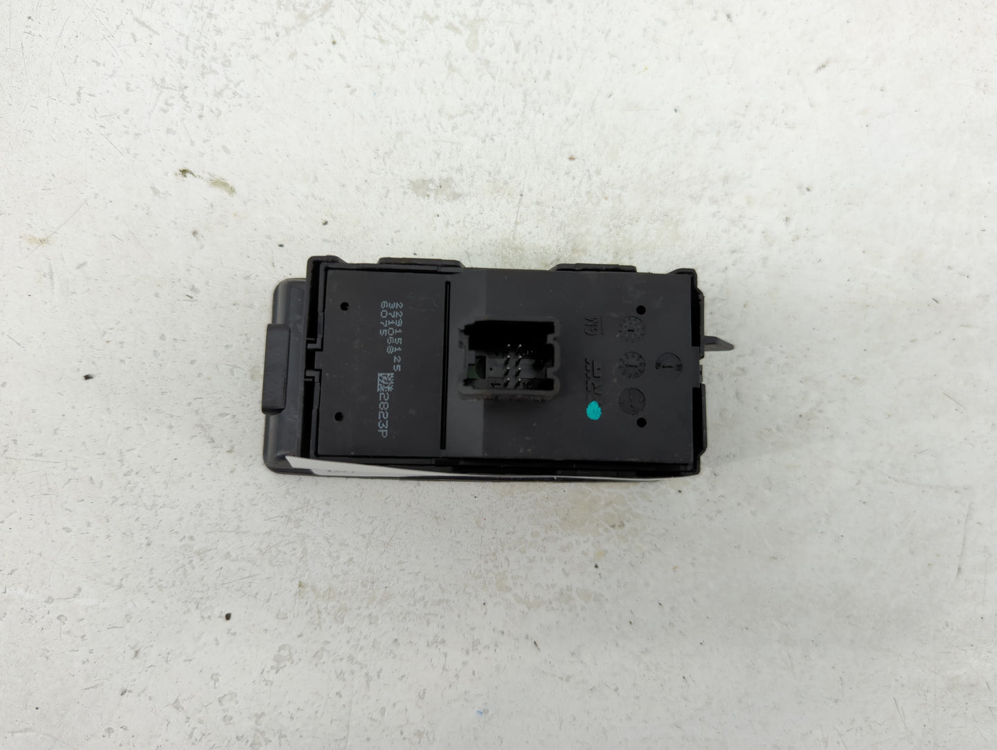 2014-2017 Buick Regal Master Power Window Switch Replacement Driver Side Left P/N:22915125 Fits OEM Used Auto Parts - Oemuse