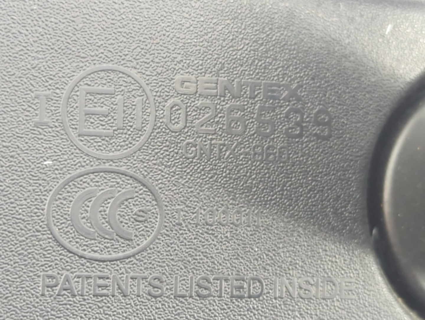 2011-2017 Buick Regal Interior Rear View Mirror Replacement OEM P/N:E11026539 Fits OEM Used Auto Parts - Oemusedautoparts1.c