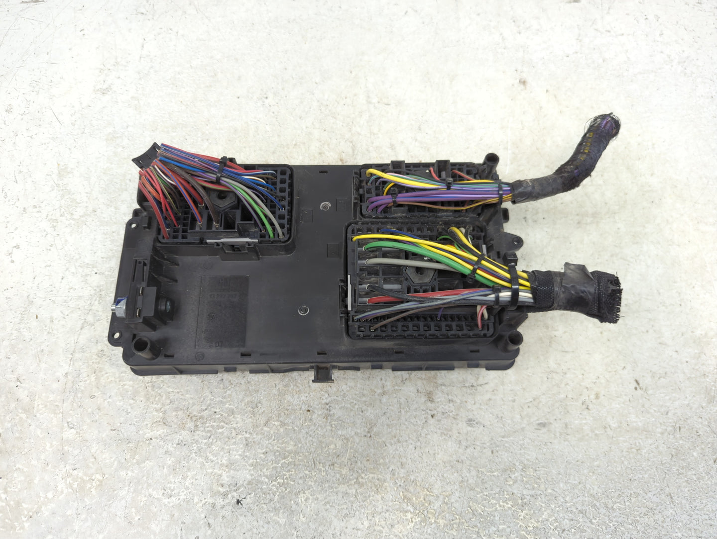 2014-2017 Buick Regal Fusebox Fuse Box Panel Relay Module P/N:812461952 23126639 Fits Fits 2014 2015 2016 2017 OEM Used Auto