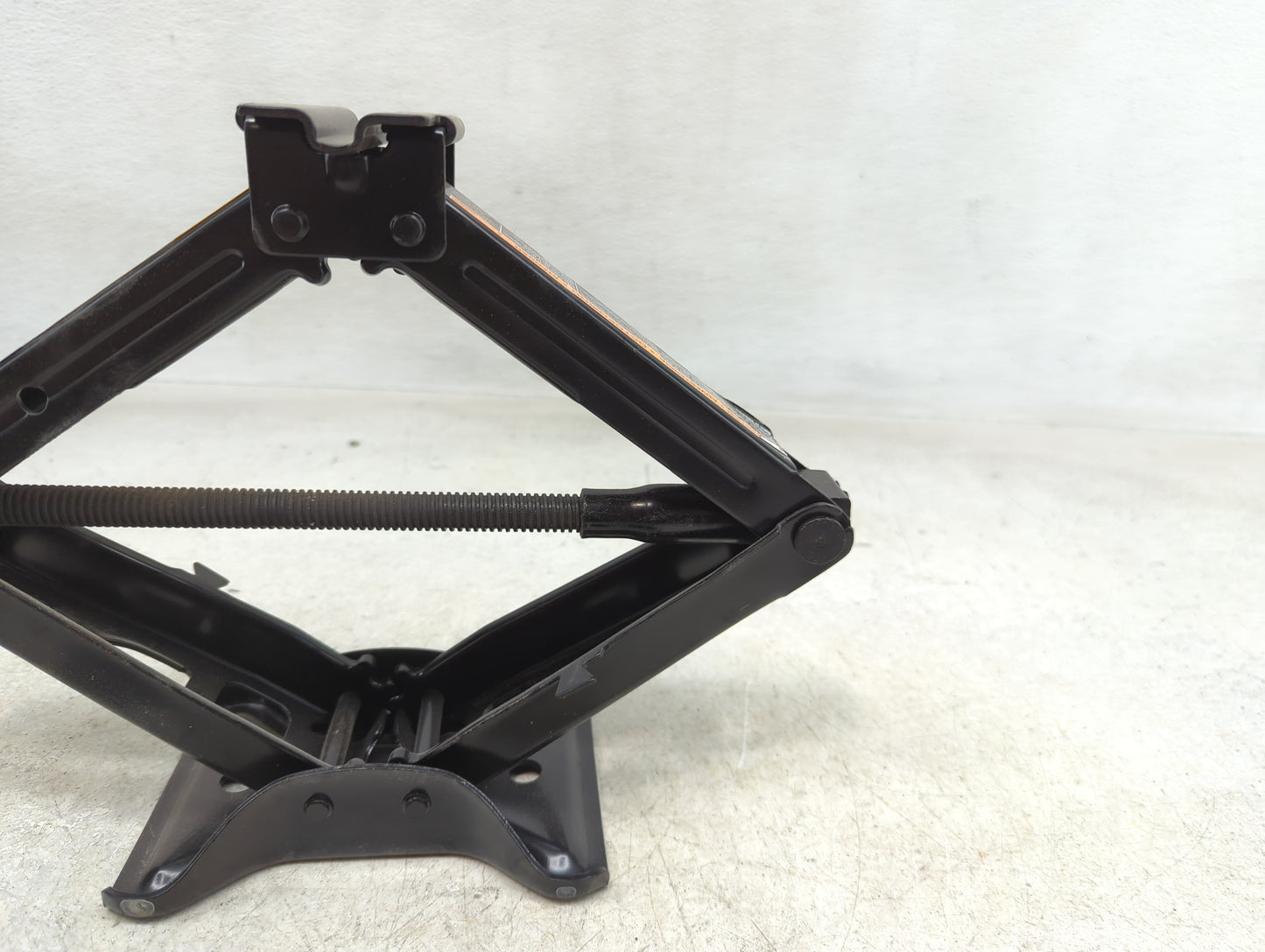 2017 Buick Regal Spare Scissor Car Jack - Oemusedautoparts1.com