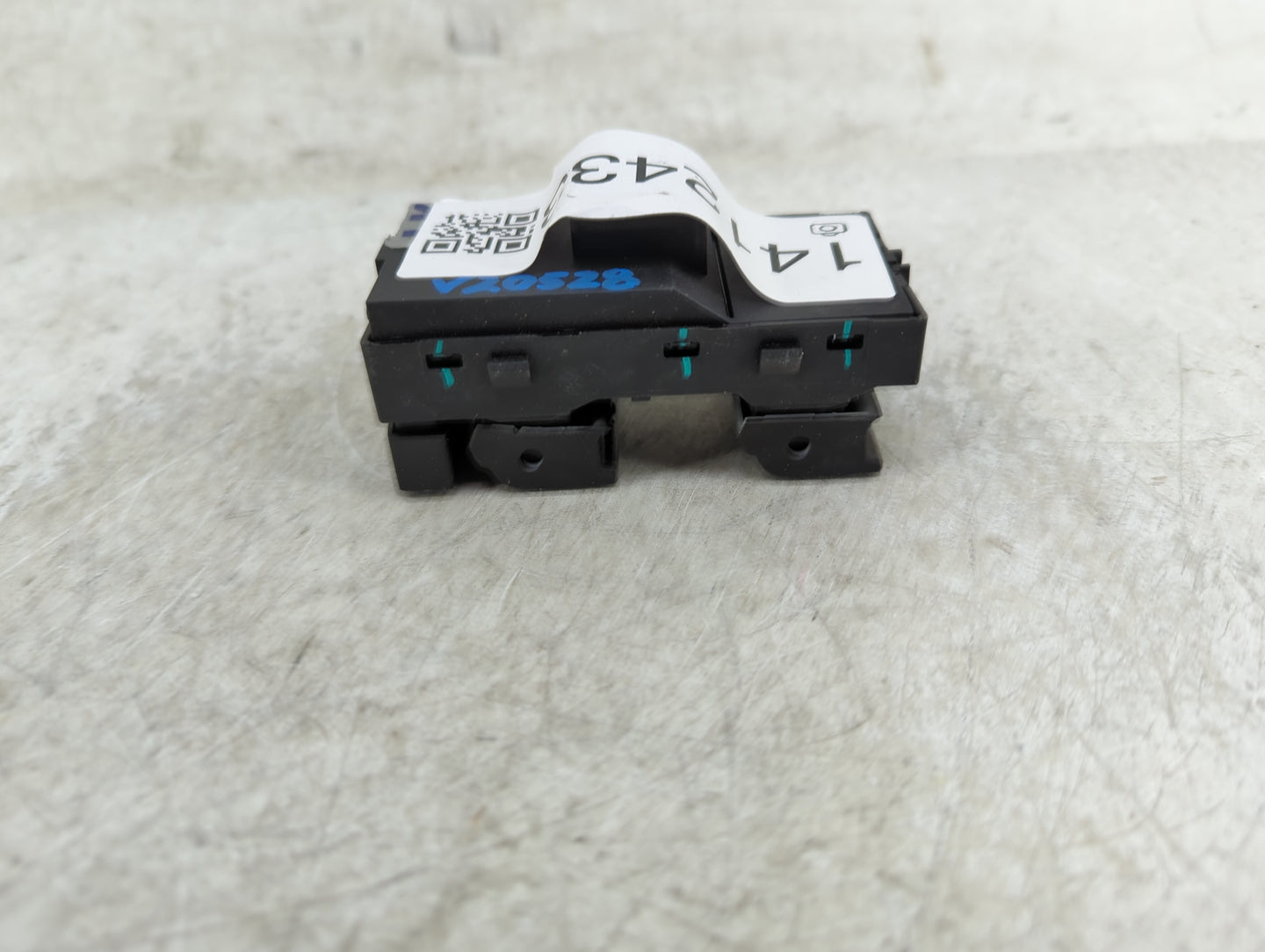 2014-2017 Buick Regal Master Power Window Switch Replacement Driver Side Left P/N:22915125 Fits Fits 2014 2015 2016 2017 201
