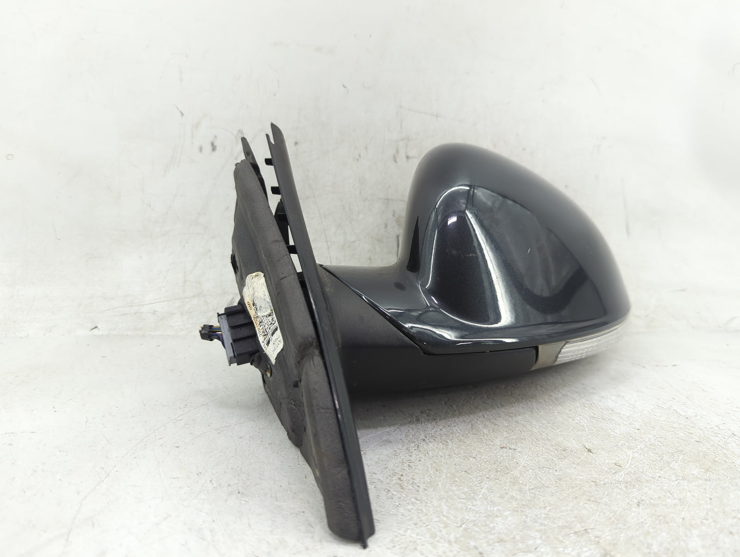 2012-2017 Buick Regal Driver Side View Mirror - Left Door Mirror OEM Used - Oemusedautoparts1.com