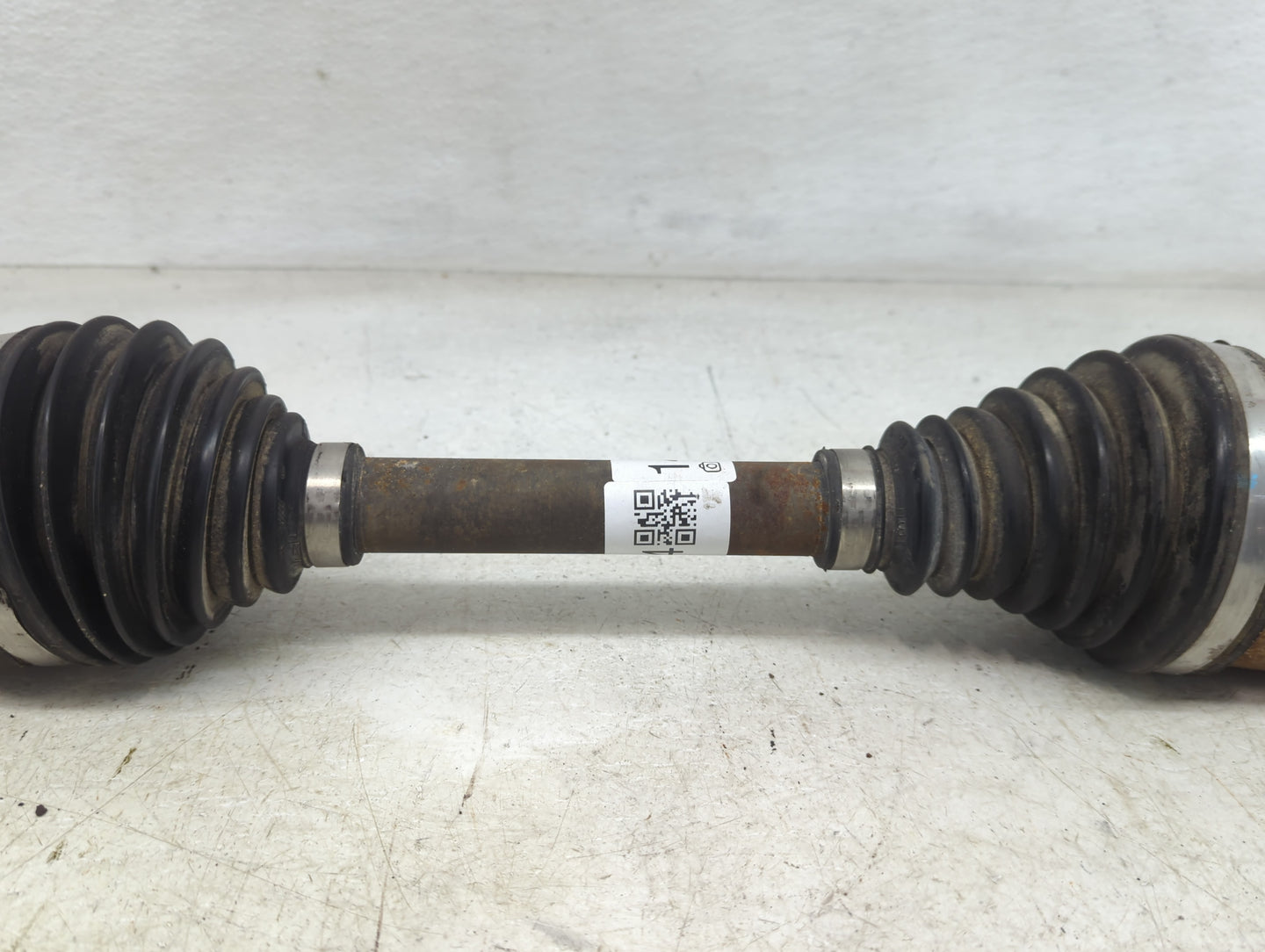 2011-2017 Buick Regal Axle Shaft Front Passenger Cv C/v - Oemusedautoparts1.com
