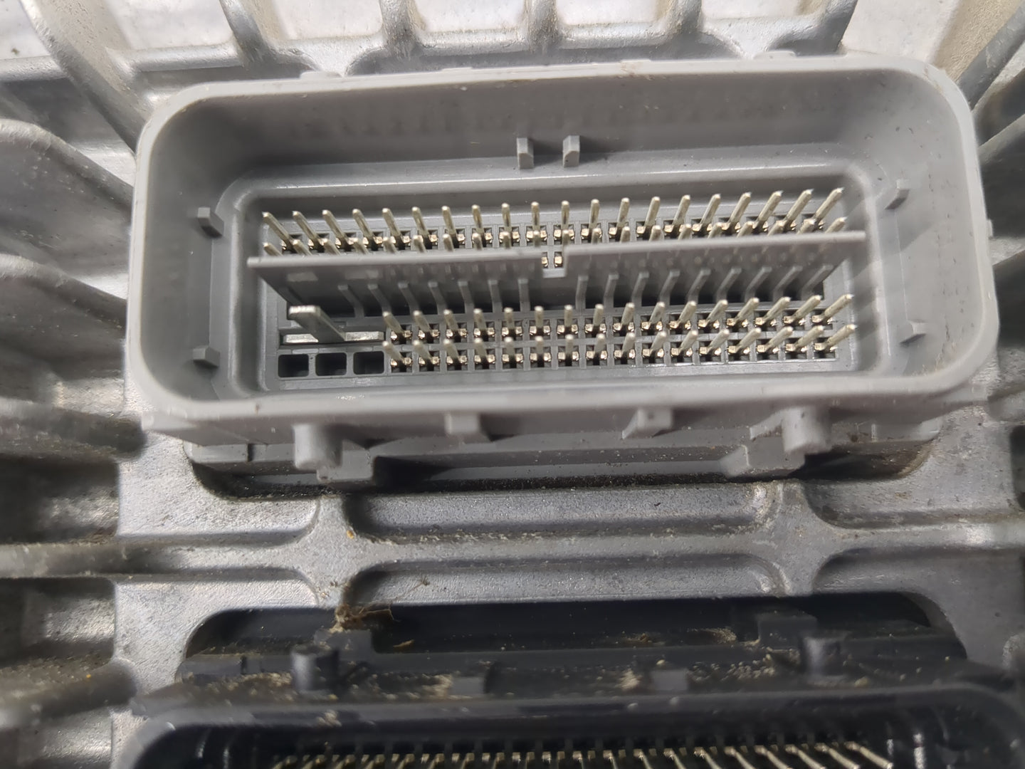 2017 Buick Regal PCM Engine Control Computer ECU ECM PCU OEM P/N:12667002 12666129, E39A Fits Fits 2018 2019 2020 OEM Used A