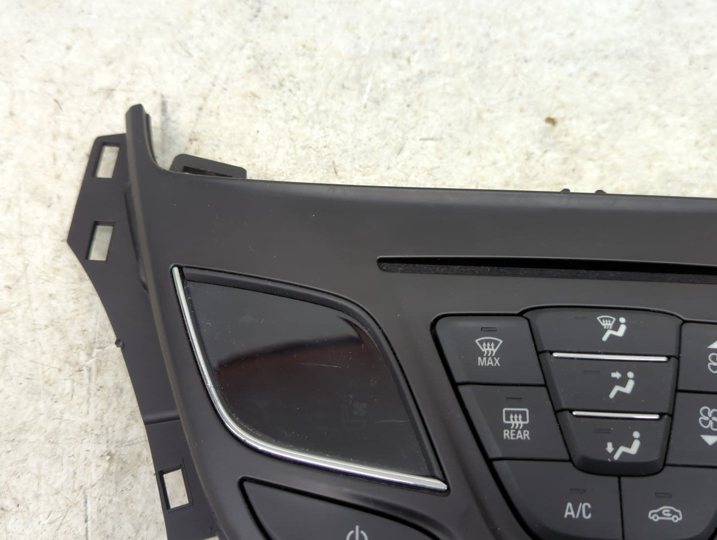 2014-2017 Buick Regal Climate Control Module Temperature AC/Heater Replacement P/N:26202378 7370200000000X Fits OEM Used Aut