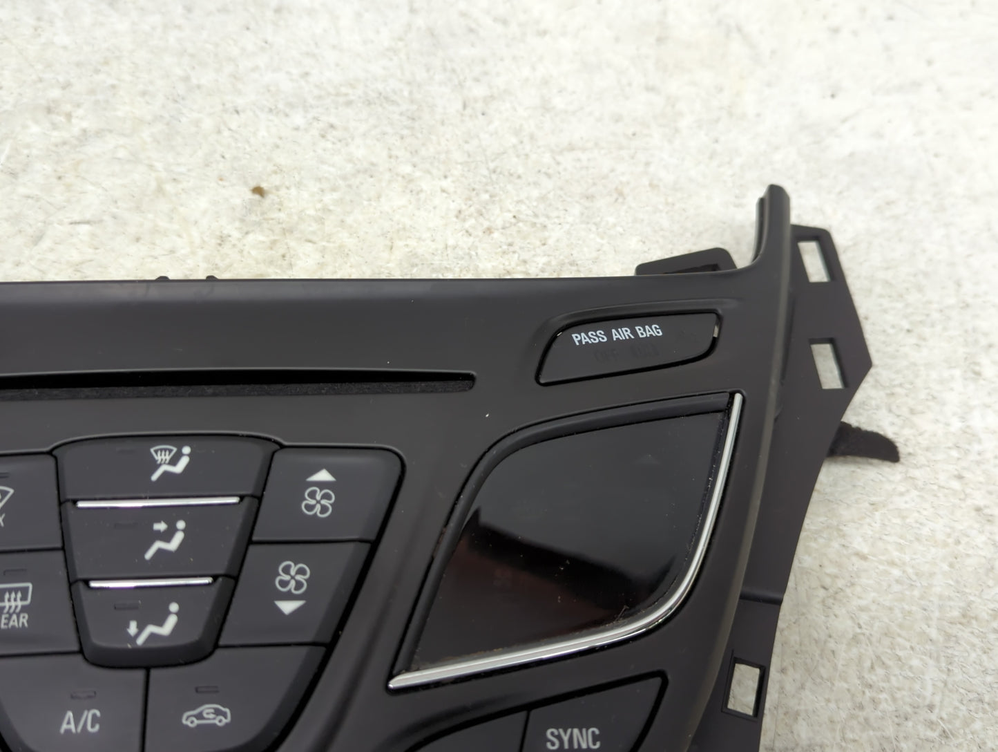 2014-2017 Buick Regal Climate Control Module Temperature AC/Heater Replacement P/N:26202378 7370200000000X Fits OEM Used Aut