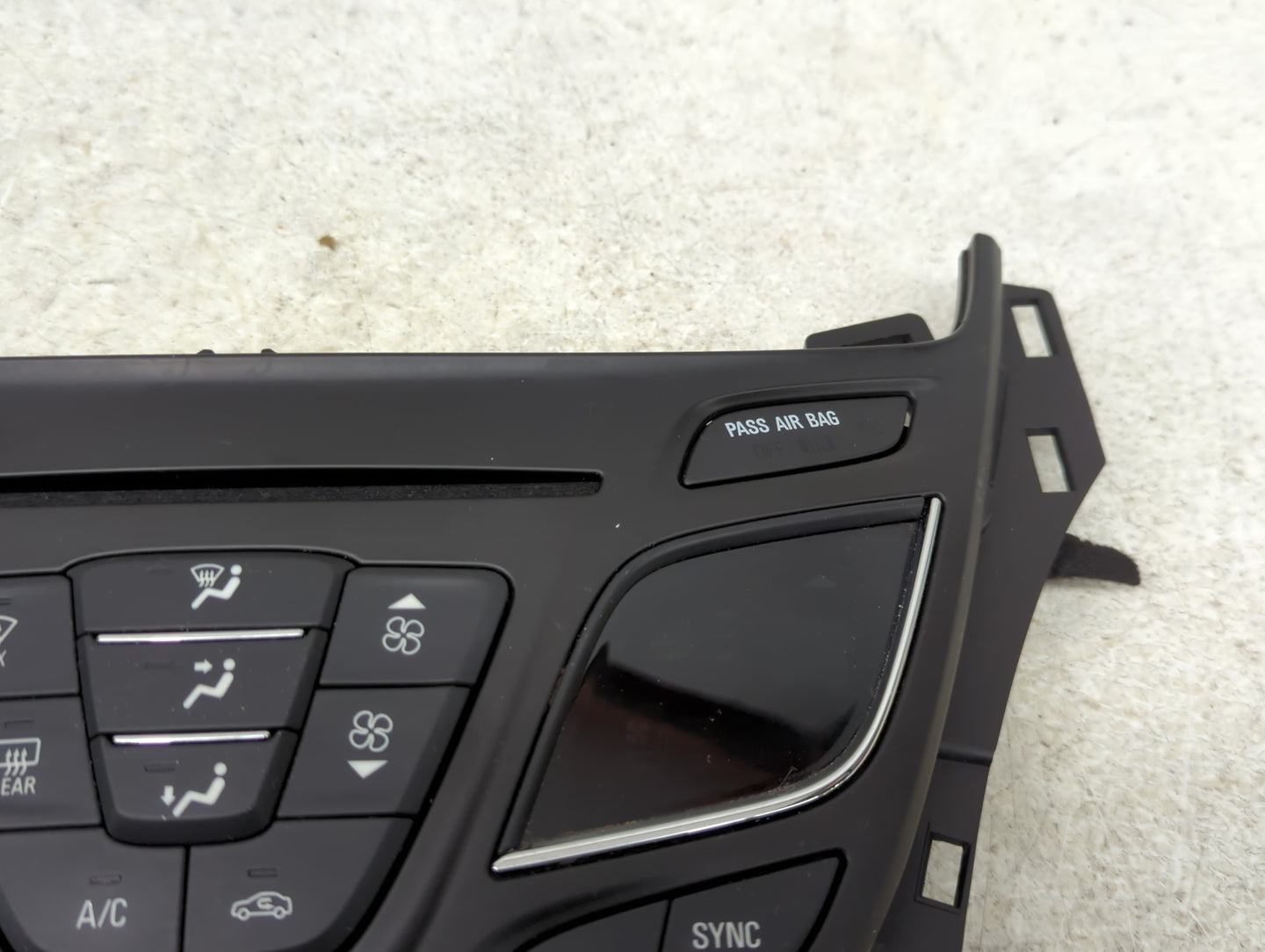 2014-2017 Buick Regal Climate Control Module Temperature AC/Heater Replacement P/N:26202378 7370200000000X Fits OEM Used Aut