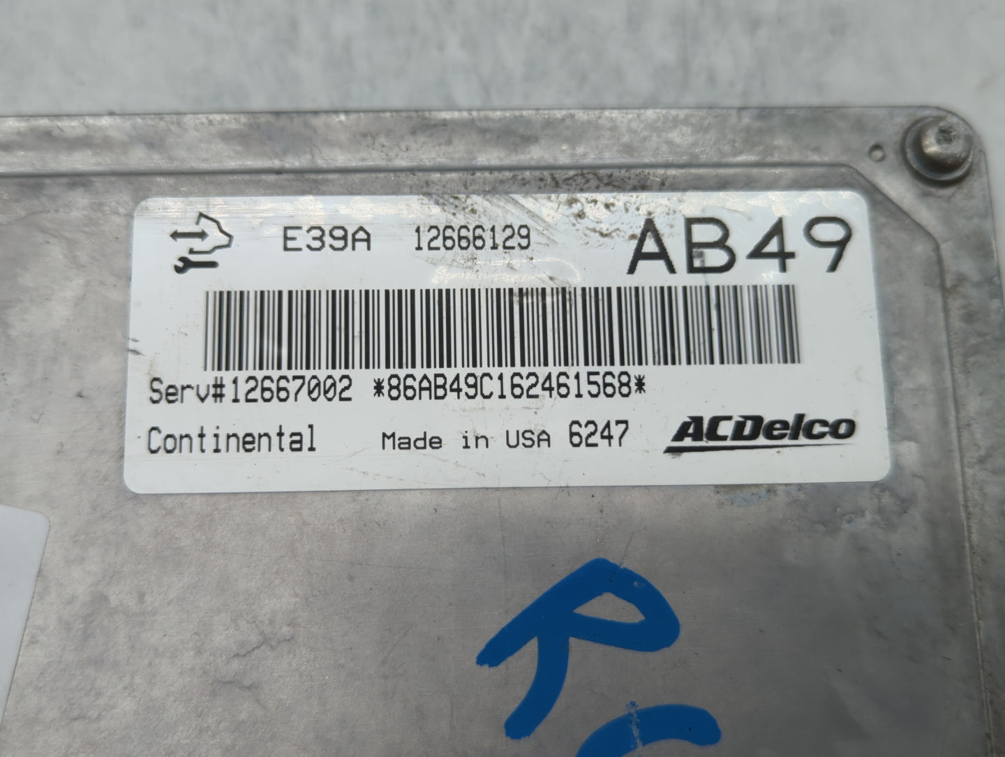 2017 Buick Regal PCM Engine Control Computer ECU ECM PCU OEM P/N:12666068 12667002, 12666070, 12667189 Fits Fits 2018 2019 O