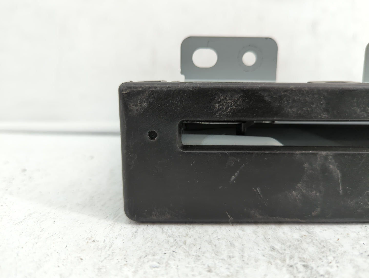 2015-2017 Buick Regal Am Fm Cd Player Radio Receiver - Oemusedautoparts1.com