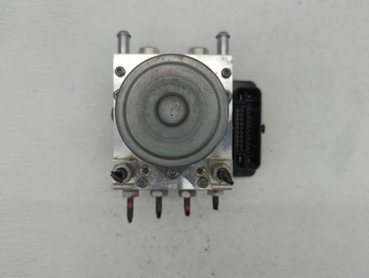 2016-2017 Buick Regal Anti-Lock Brake ABS Pump Module Actuator OEM P/N:84107105 23383112, 23321783, 23321781 Fits Fits 2016 