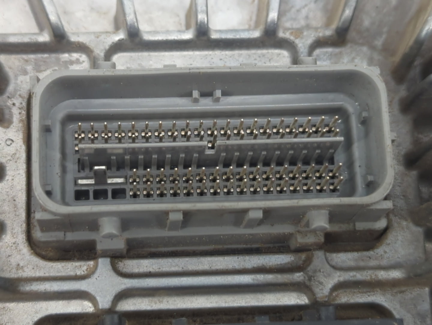2017 Buick Regal PCM Engine Control Computer ECU ECM PCU OEM P/N:12666129 12667002 Fits Fits 2018 2019 2020 OEM Used Auto Pa