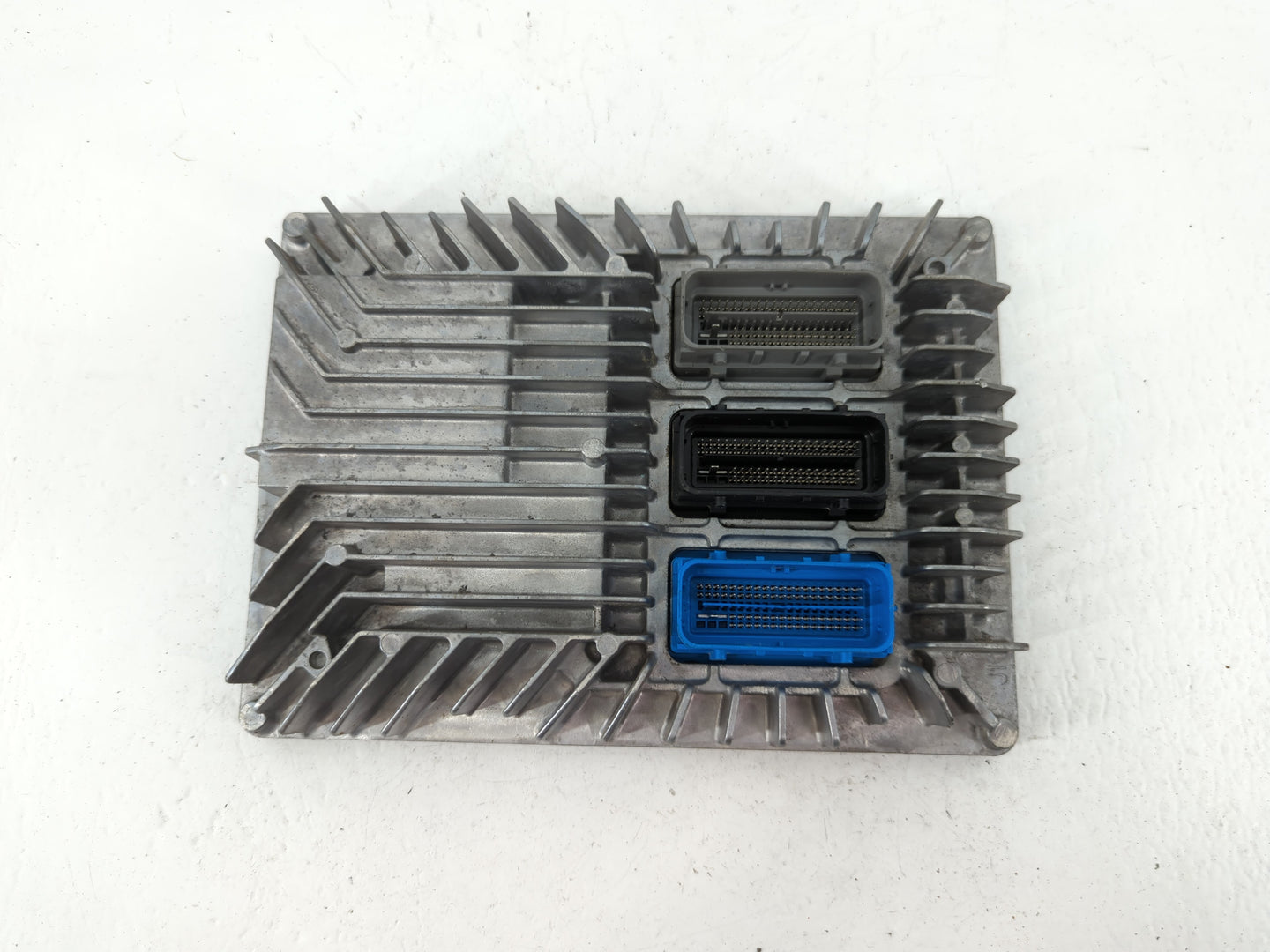 2017 Buick Regal PCM Engine Control Computer ECU ECM PCU OEM P/N:12666129 Fits Fits 2018 2019 2020 OEM Used Auto Parts - Oem
