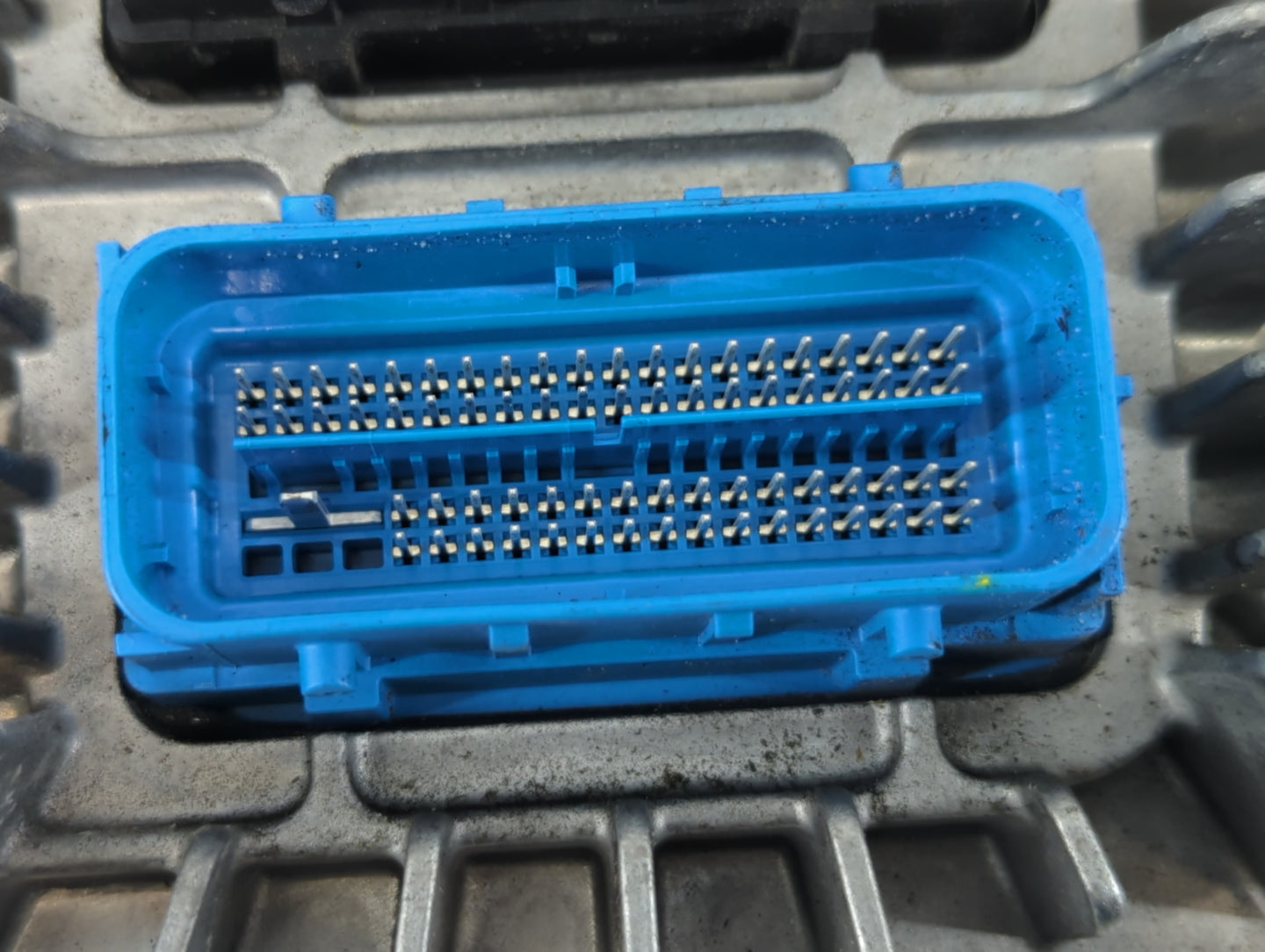 2017 Buick Regal PCM Engine Control Computer ECU ECM PCU OEM P/N:12666129 12667002 Fits Fits 2018 2019 2020 OEM Used Auto Pa