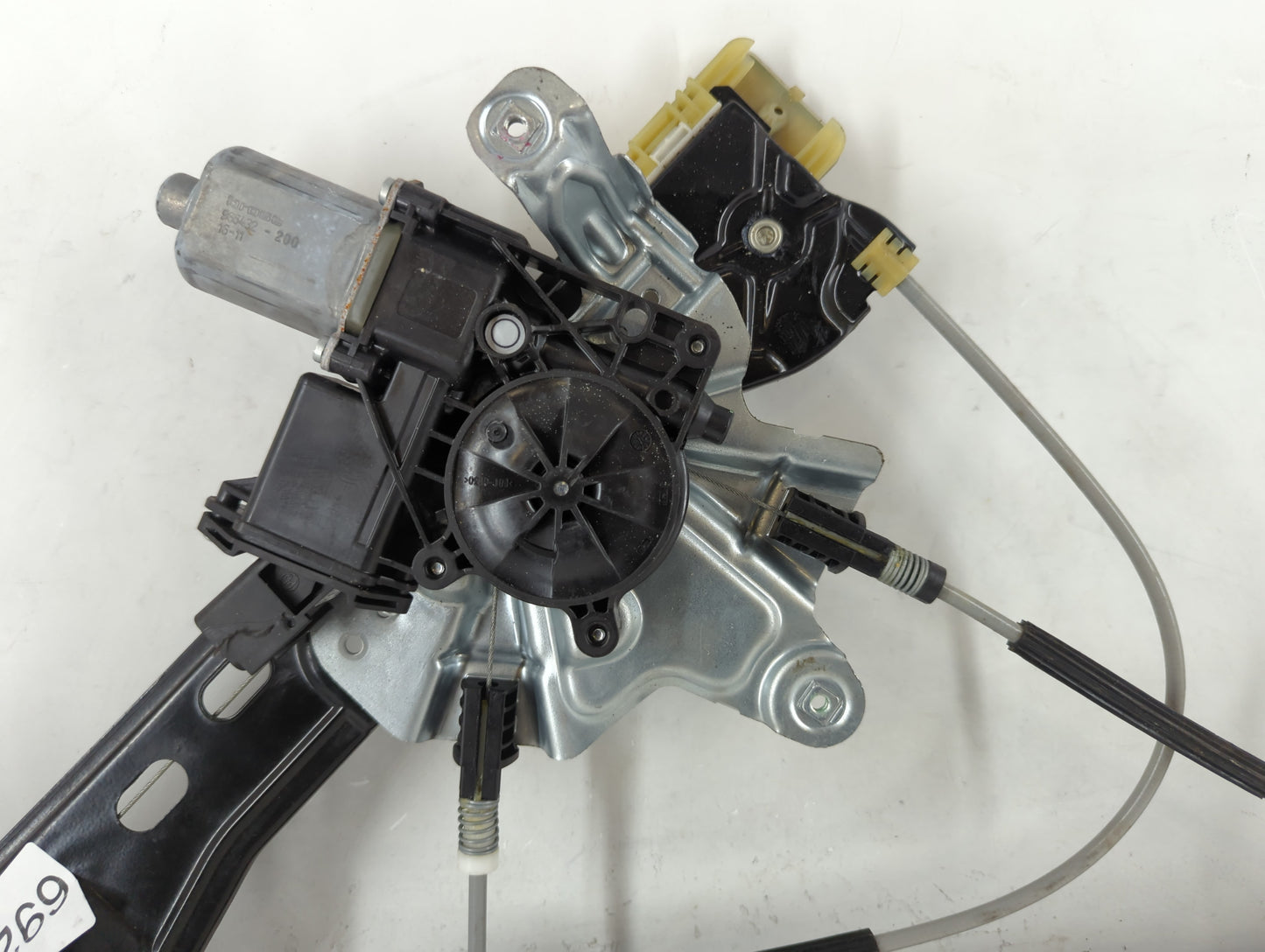 2011-2017 Buick Regal Used Window Regulator Passenger Front - Oemusedautoparts1.com