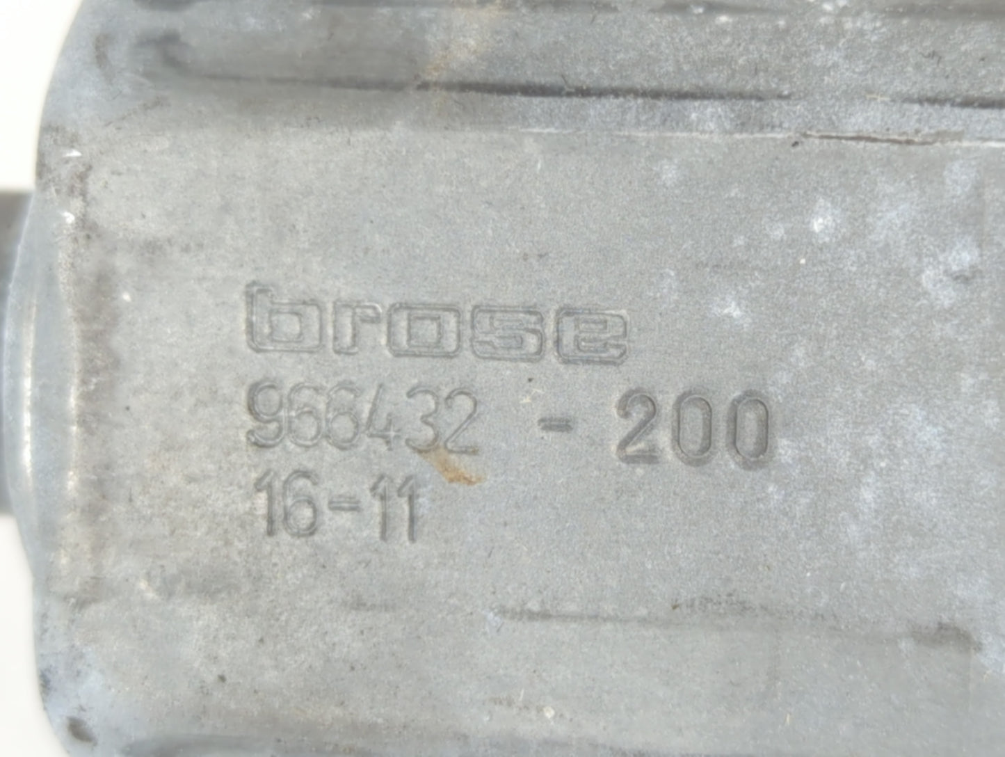 2011-2017 Buick Regal Window Regulator Passenger Front - Oemusedautoparts1.com