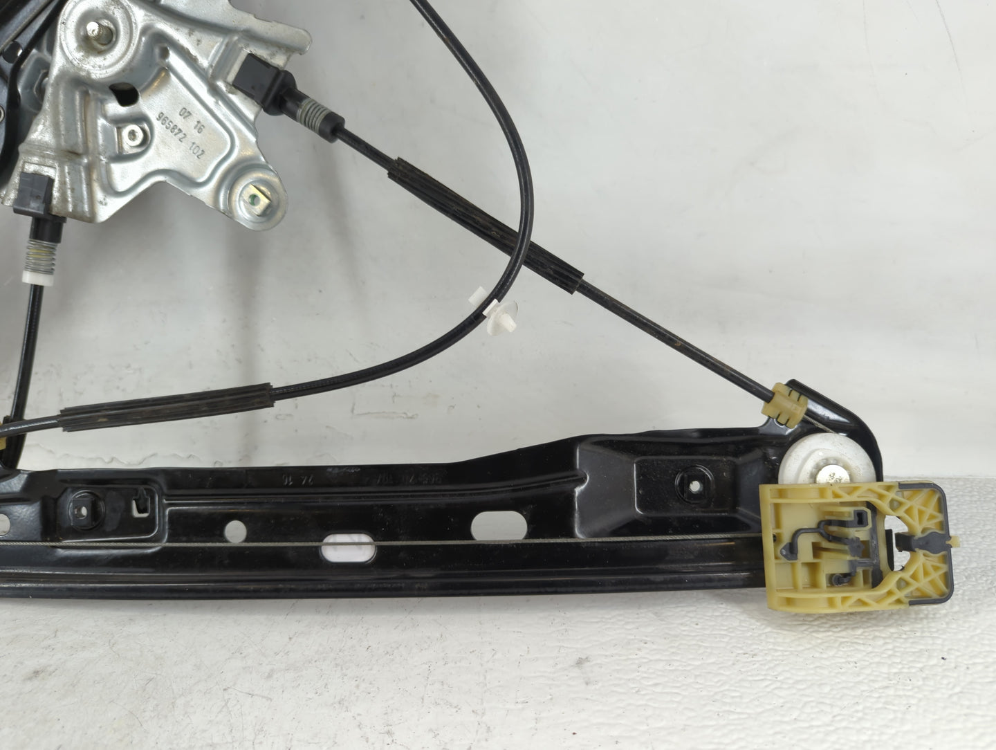 2011-2017 Buick Regal Driver Left Front Window Regulator 692143 - Oemusedautoparts1.com