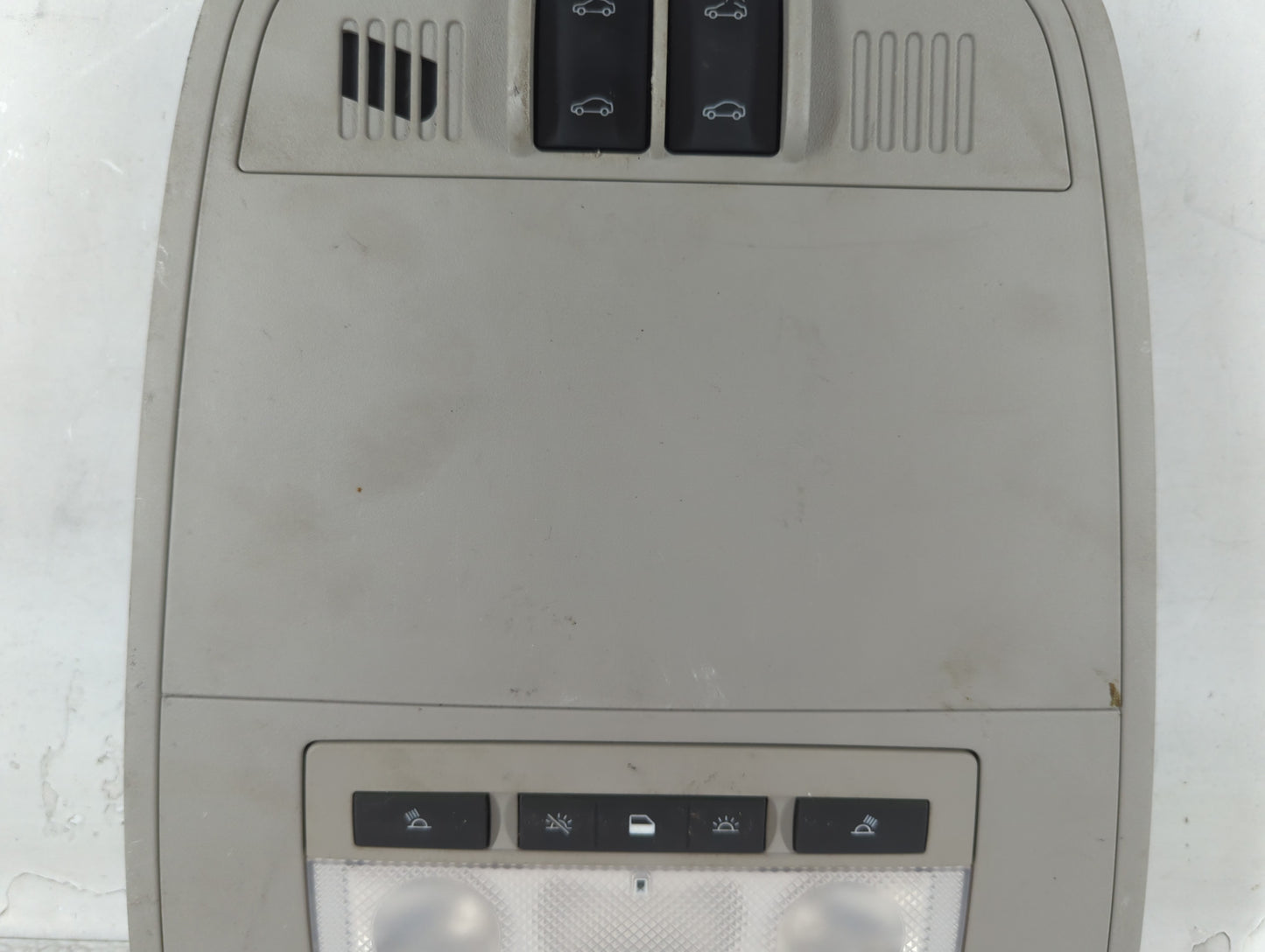 2017 Buick Regal Overhead Roof Console - Oemusedautoparts1.com