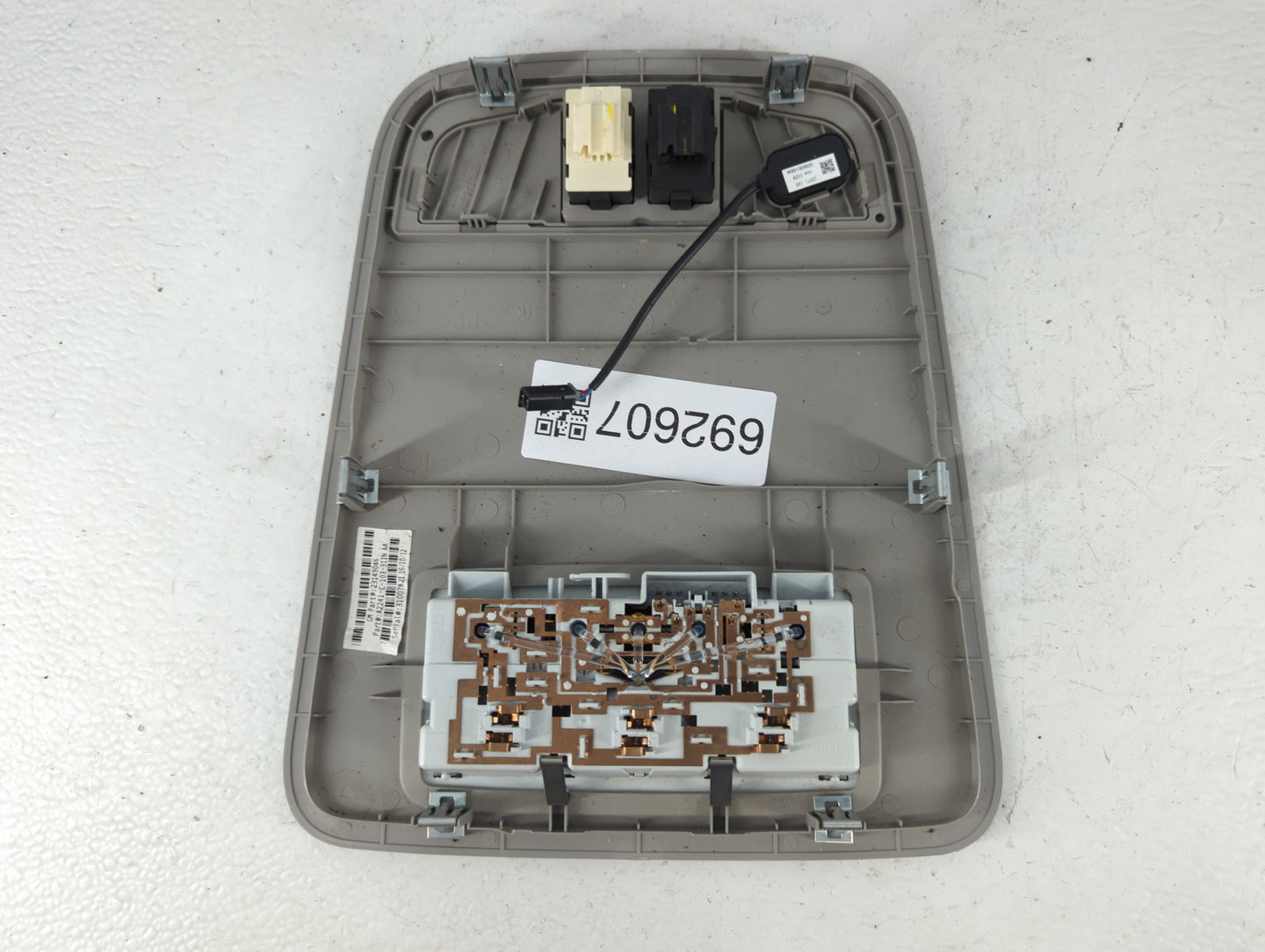 2017 Buick Regal Overhead Roof Console - Oemusedautoparts1.com