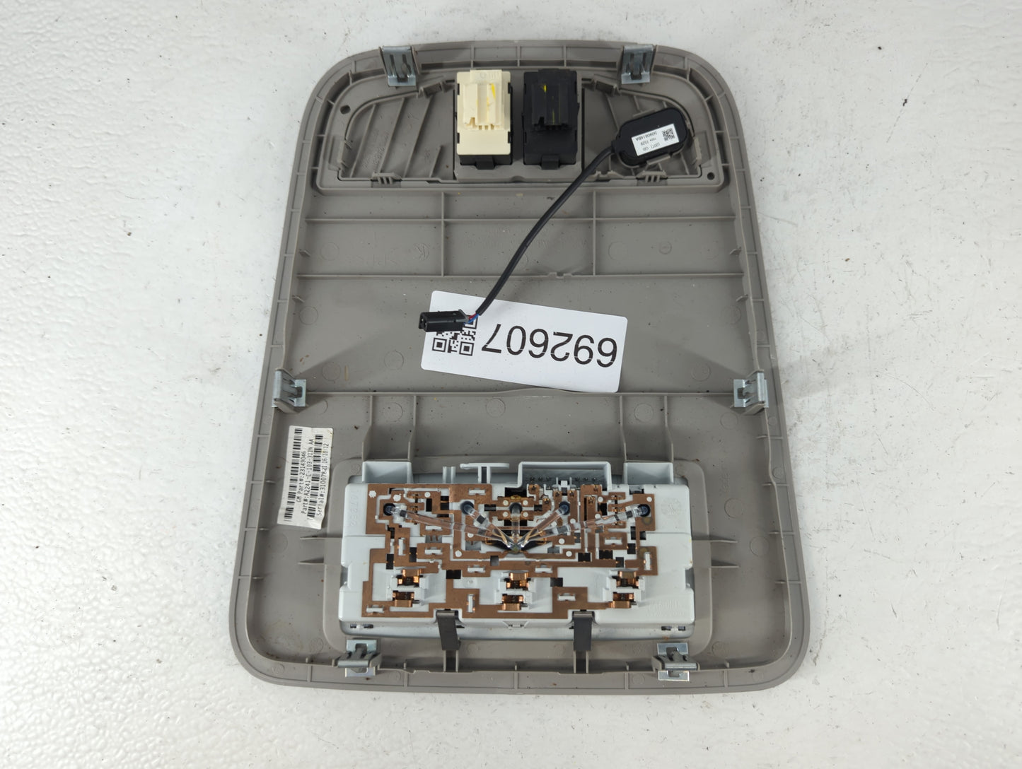 2017 Buick Regal Overhead Roof Console - Oemusedautoparts1.com