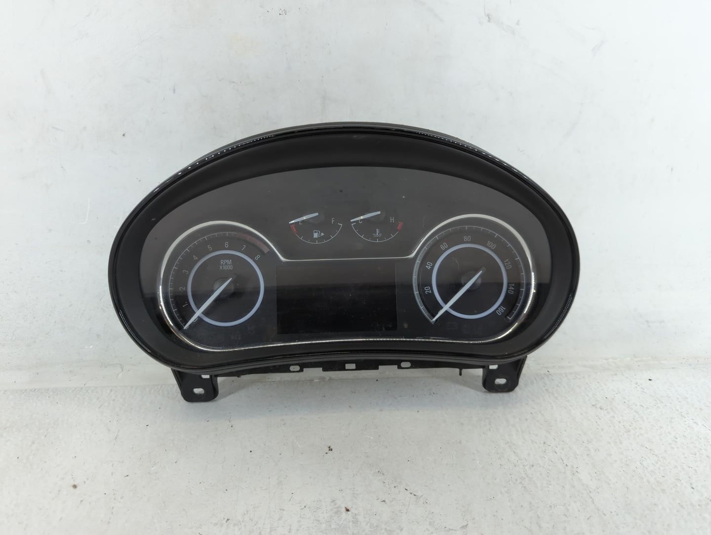 2016-2017 Buick Regal Instrument Cluster Speedometer Gauges P/N:39084086 Fits Fits 2016 2017 OEM Used Auto Parts - Oemusedau