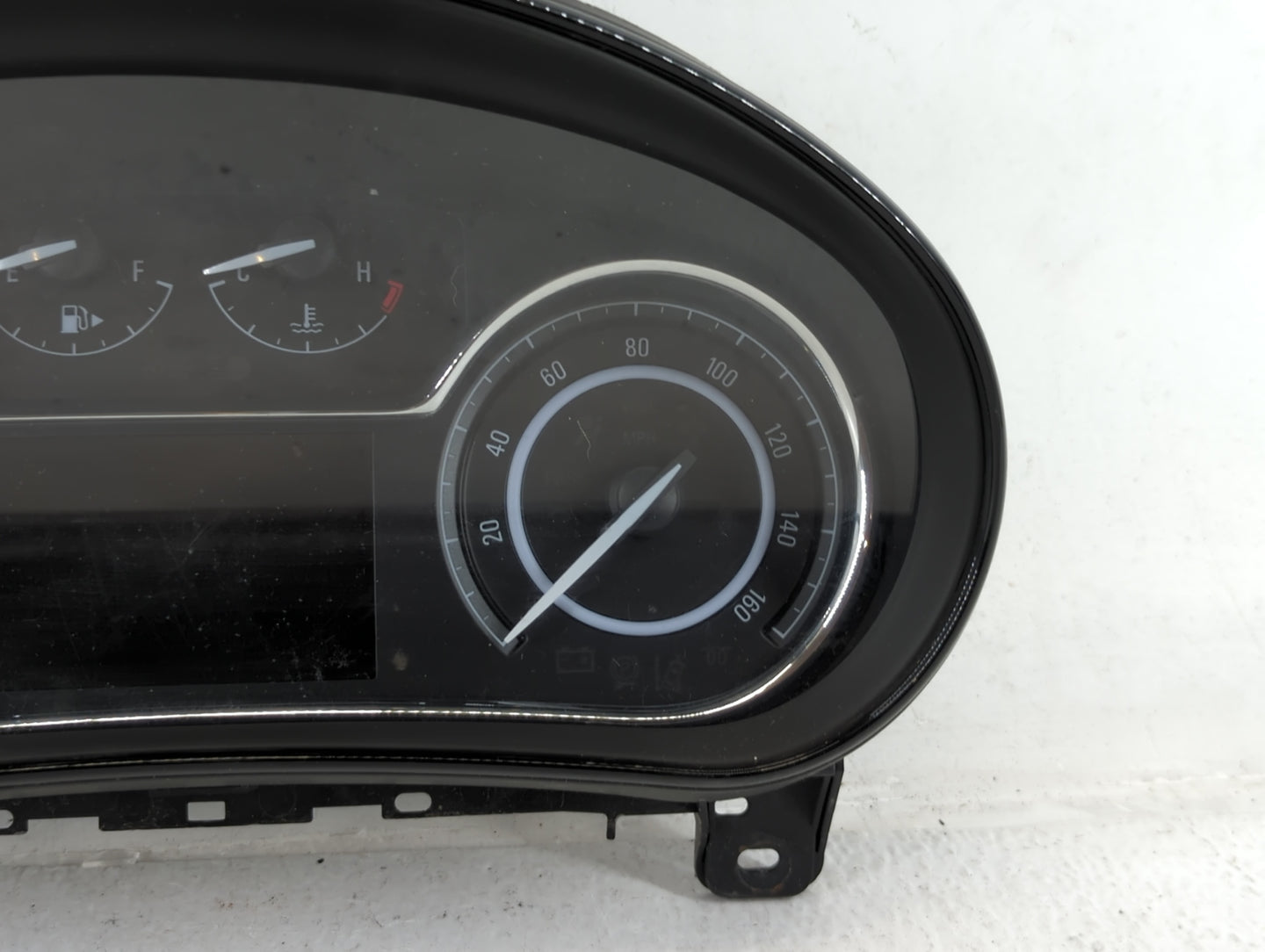 2016-2017 Buick Regal Instrument Cluster Speedometer Gauges P/N:39084086 Fits Fits 2016 2017 OEM Used Auto Parts - Oemusedau