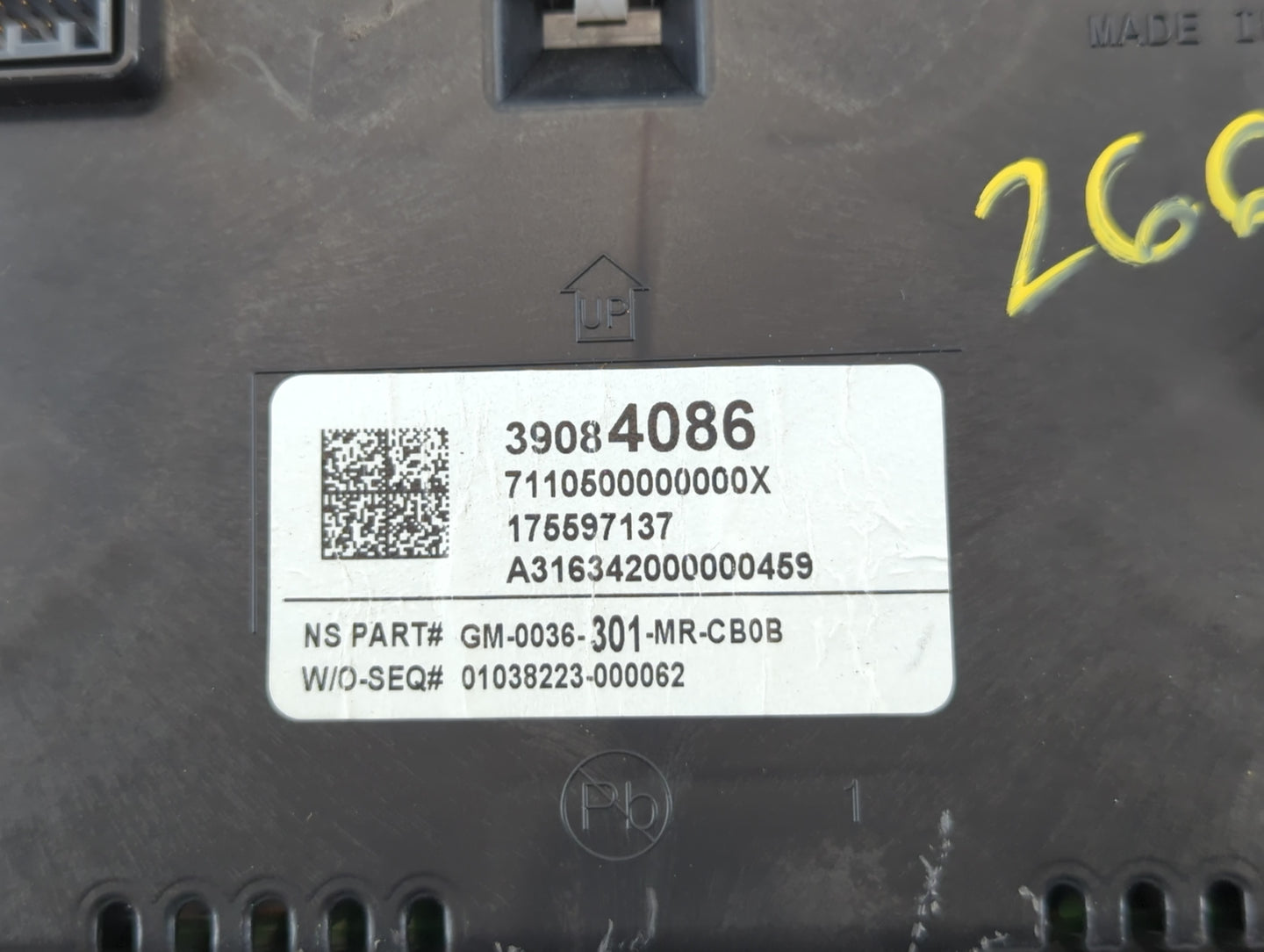 2016-2017 Buick Regal Instrument Cluster Speedometer Gauges P/N:39084086 Fits Fits 2016 2017 OEM Used Auto Parts - Oemusedau