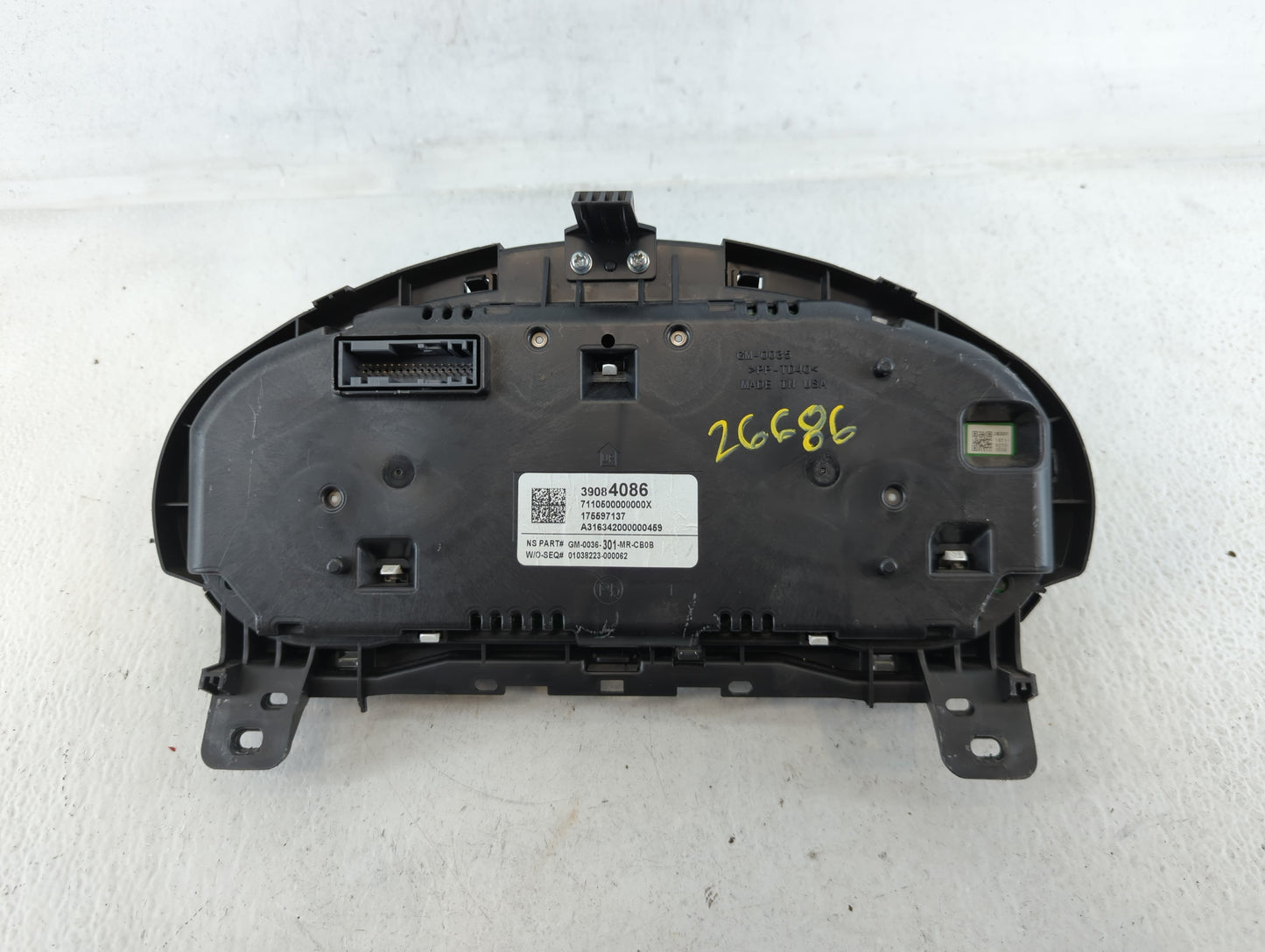 2016-2017 Buick Regal Instrument Cluster Speedometer Gauges P/N:39084086 Fits Fits 2016 2017 OEM Used Auto Parts - Oemusedau