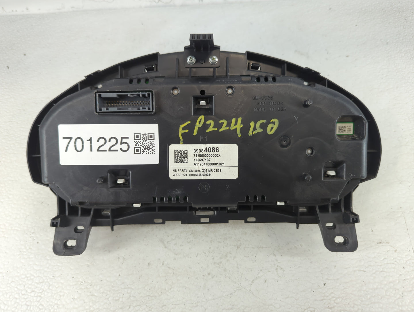 2017 Buick Regal Instrument Cluster Speedometer Gauges P/N:39084086 Fits OEM Used Auto Parts - Oemusedautoparts1.com