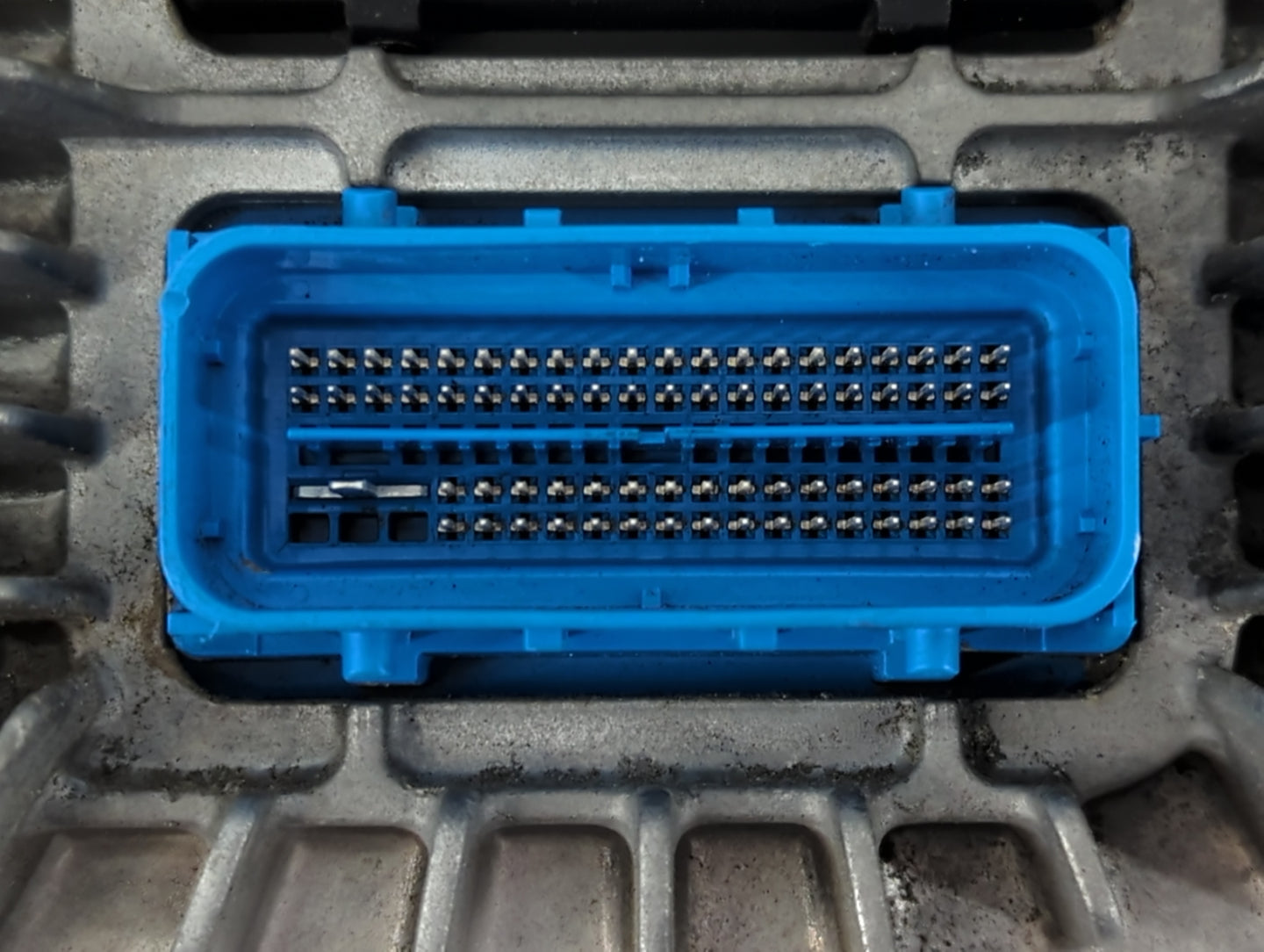 2017 Buick Regal PCM Engine Control Computer ECU ECM PCU OEM P/N:12667002 12666129 Fits Fits 2018 2019 2020 OEM Used Auto Pa