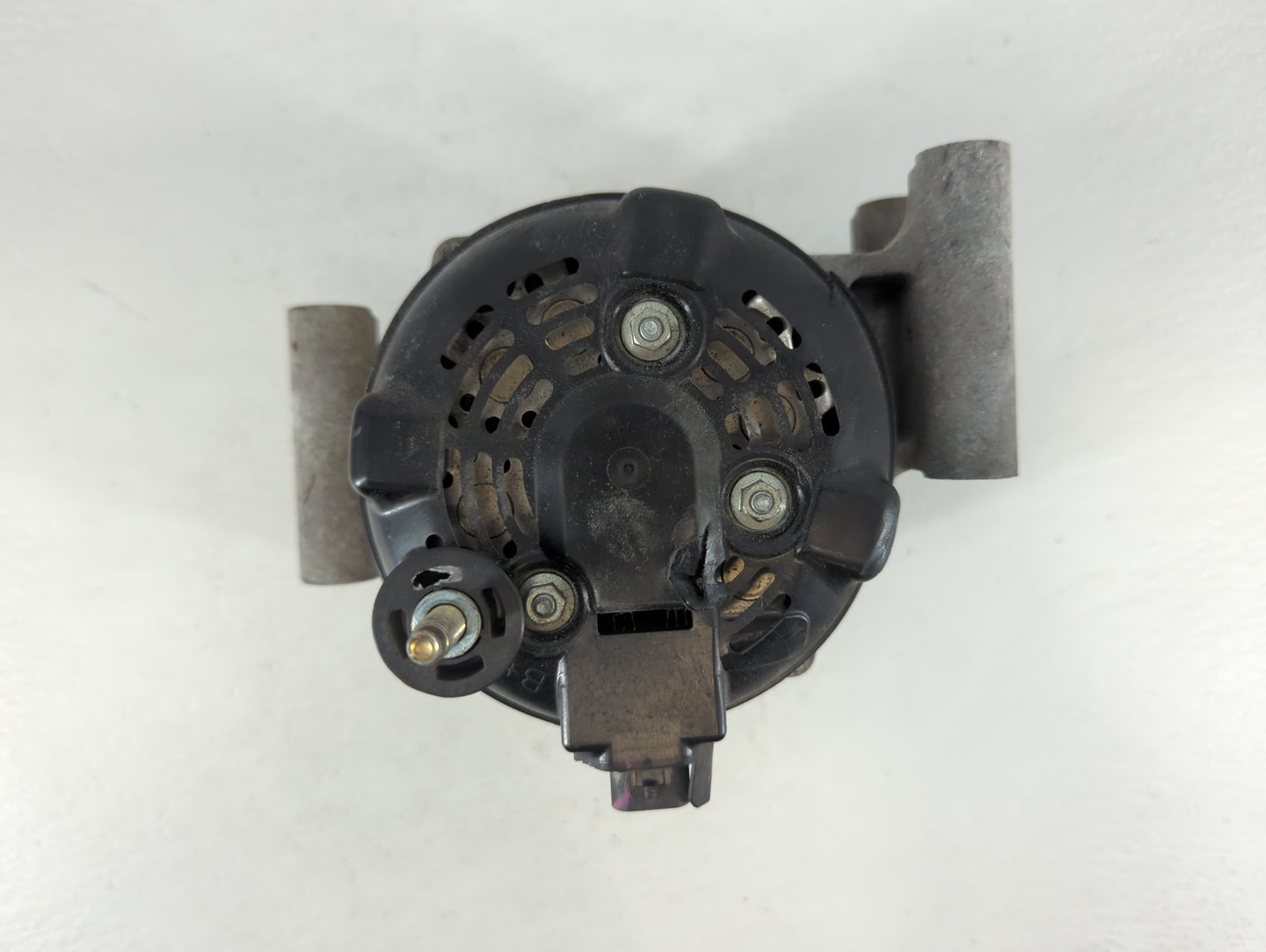 2014-2017 Buick Regal Alternator Replacement Generator Charging Assembly Engine OEM P/N:TN104210-1903 13592810 Fits OEM Used