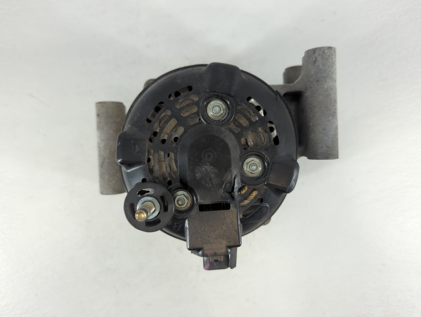 2014-2017 Buick Regal Alternator Replacement Generator Charging Assembly Engine OEM P/N:TN104210-1903 13592810 Fits OEM Used