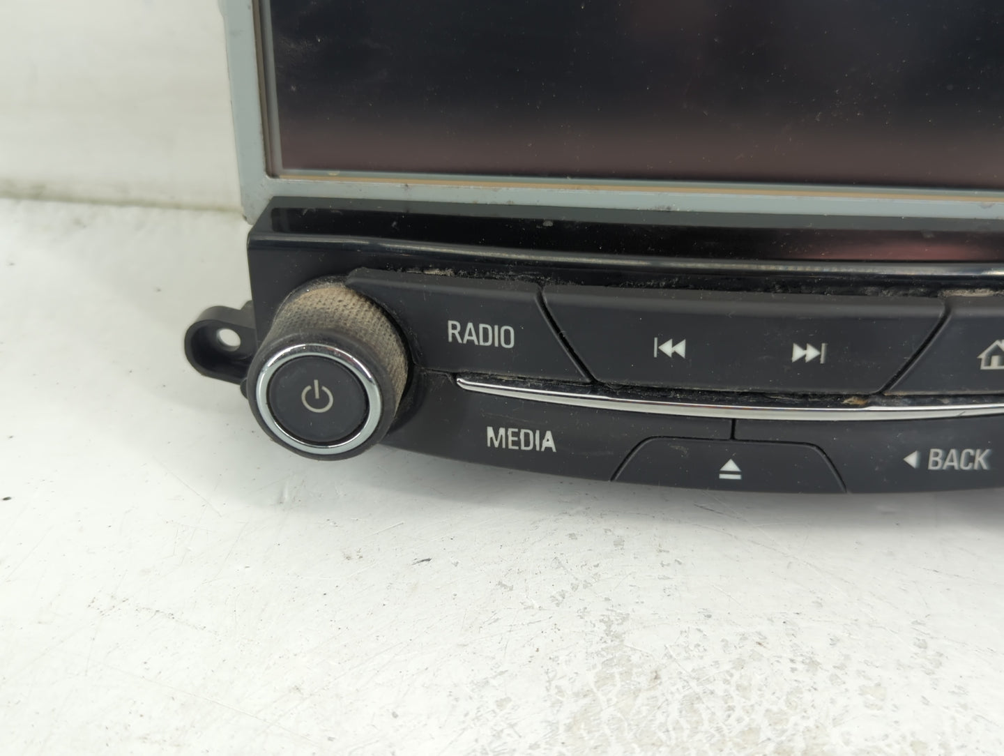 2016-2017 Buick Regal Radio AM FM Cd Player Receiver Replacement P/N:26681359 Fits Fits 2016 2017 OEM Used Auto Parts - Oemu