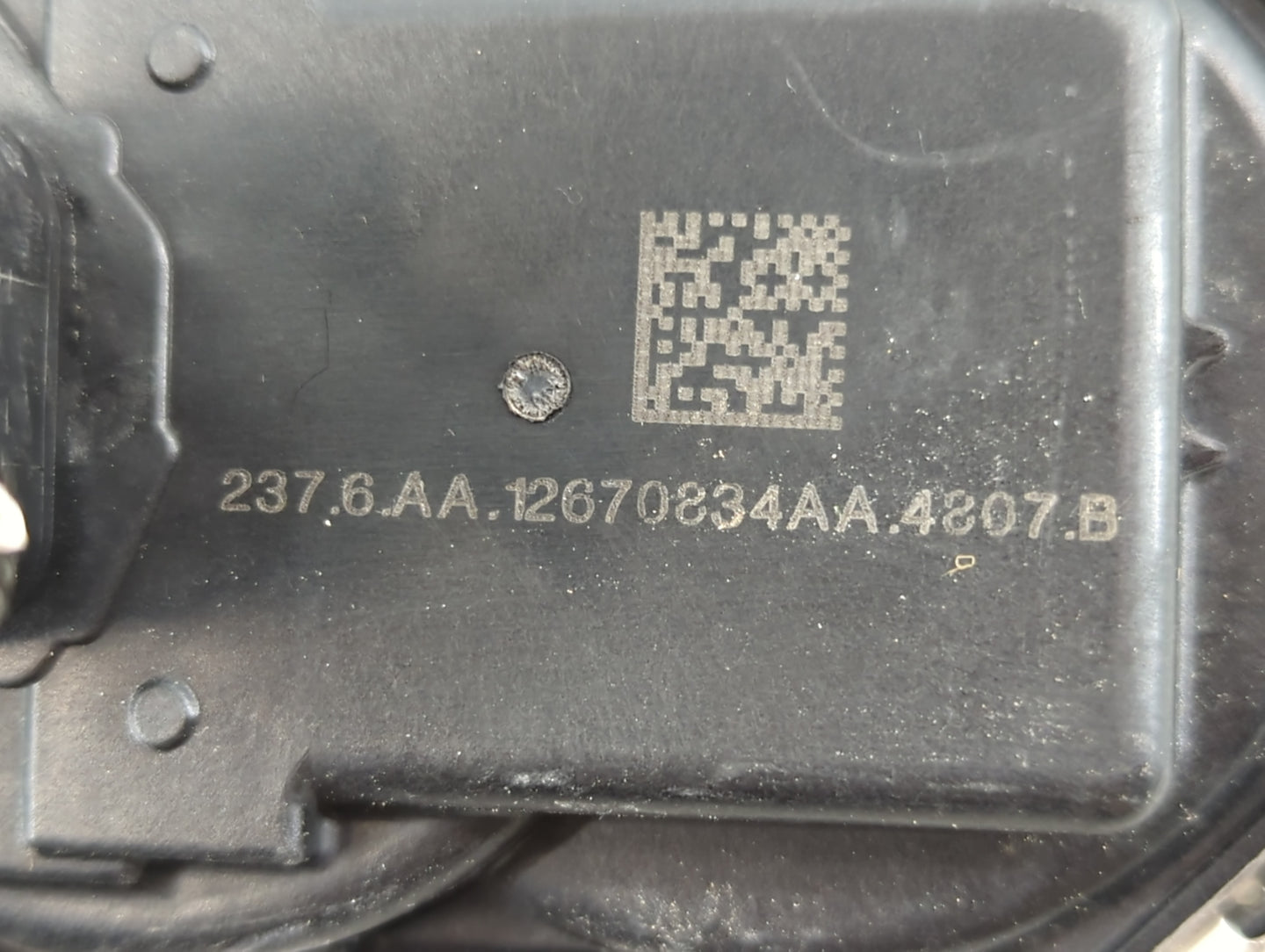 2016-2017 Buick Verano Throttle Body P/N:12670834AA Fits Fits 2016 2017 OEM Used Auto Parts - Oemusedautoparts1.com