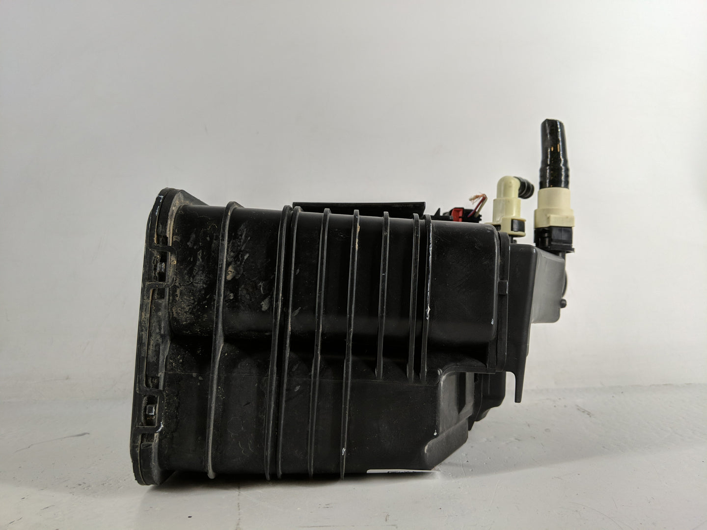 2017 Buick Verano Fuel Vapor Charcoal Canister 1188119 - Oemusedautoparts1.com
