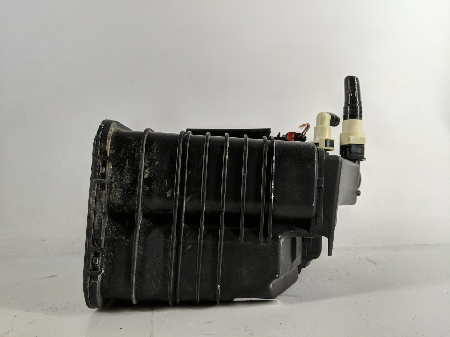 2017 Buick Verano Fuel Vapor Charcoal Canister 1188119 - Oemusedautoparts1.com