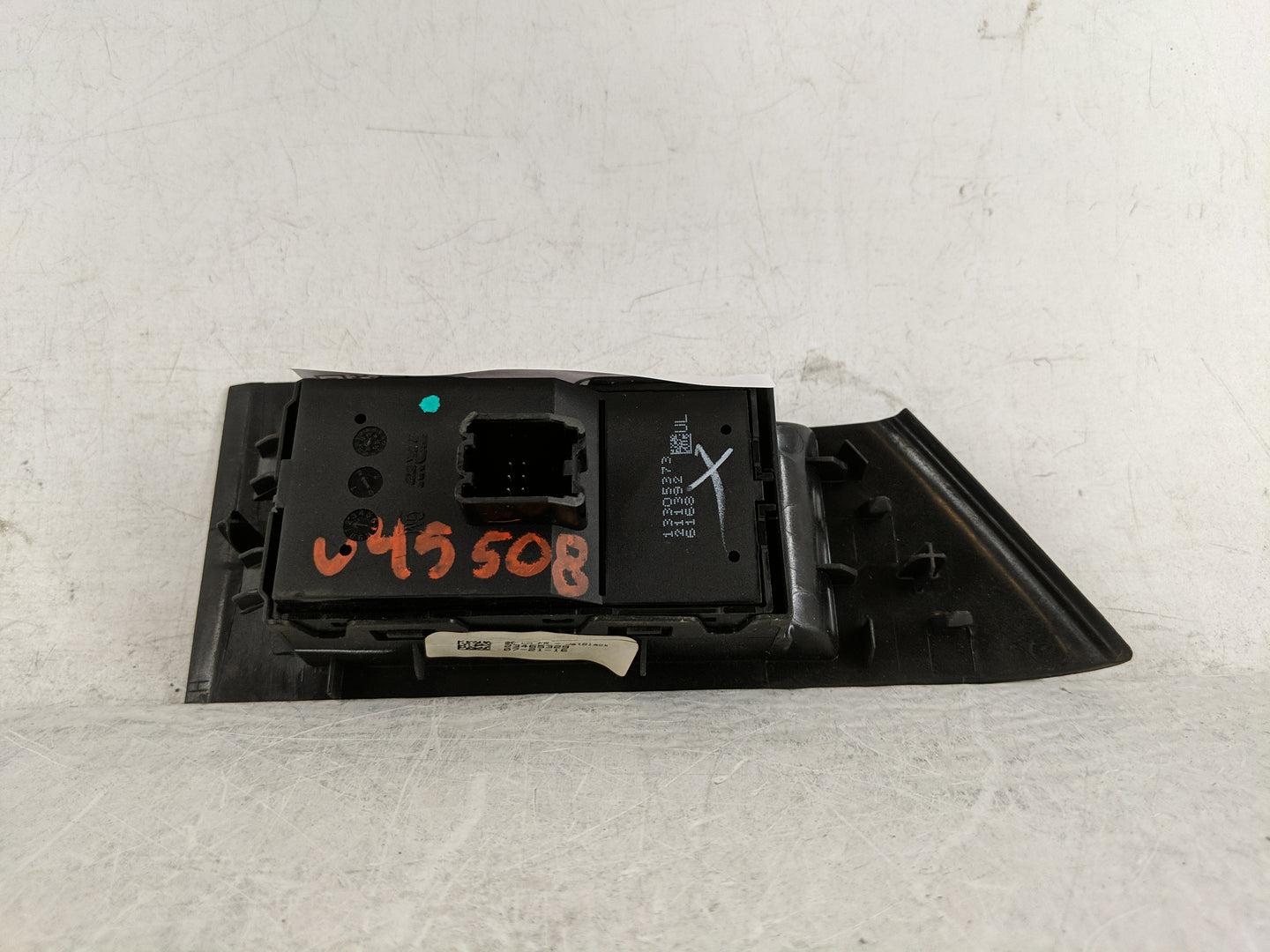 2015-2017 Buick Verano Master Power Window Switch Replacement Driver Side Left P/N:23465329 Fits Fits 2015 2016 2017 OEM Use