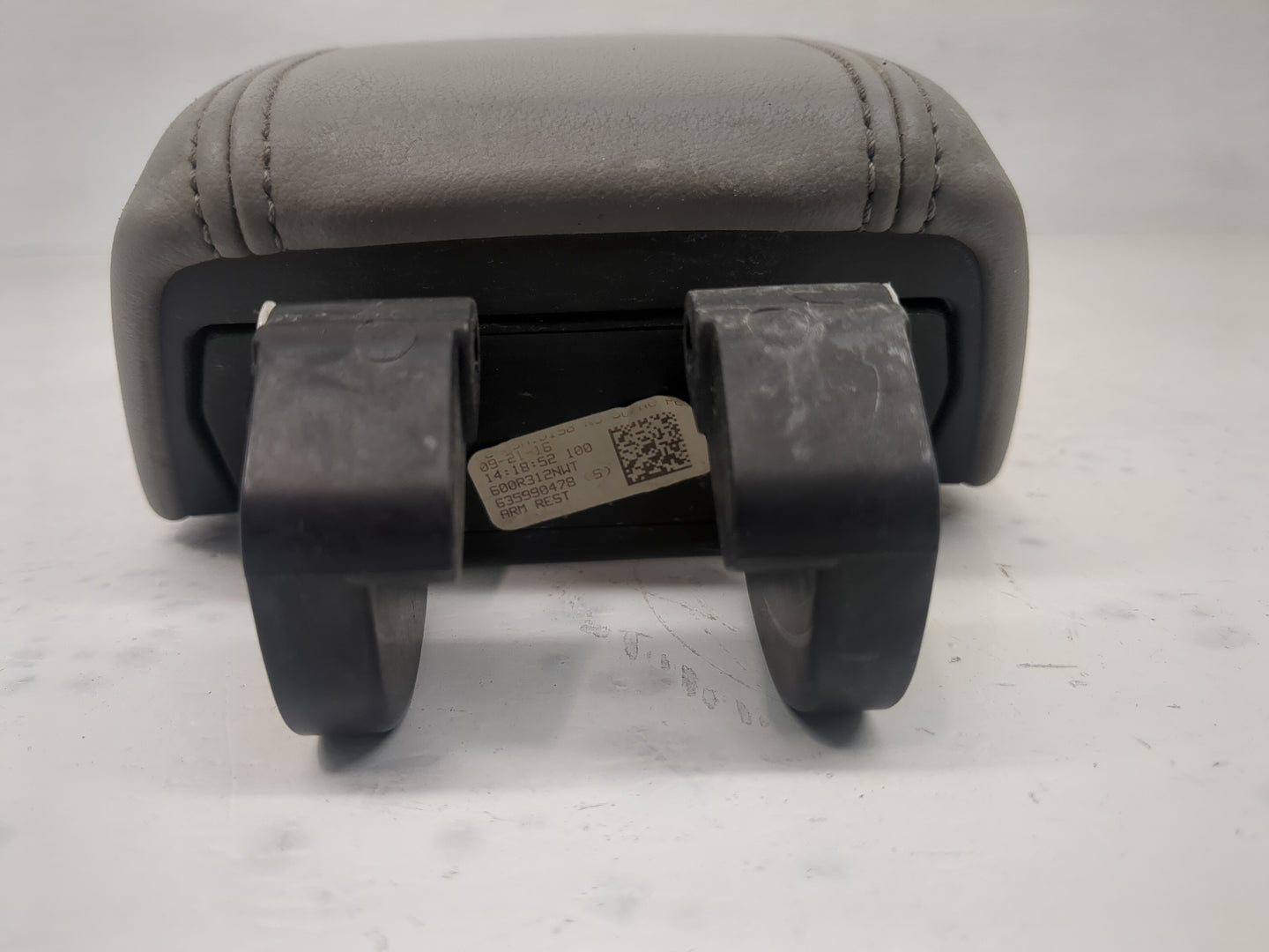 2017 Buick Verano Center Console Armrest Cover Lid Fits OEM Used Auto Parts - Oemusedautoparts1.com